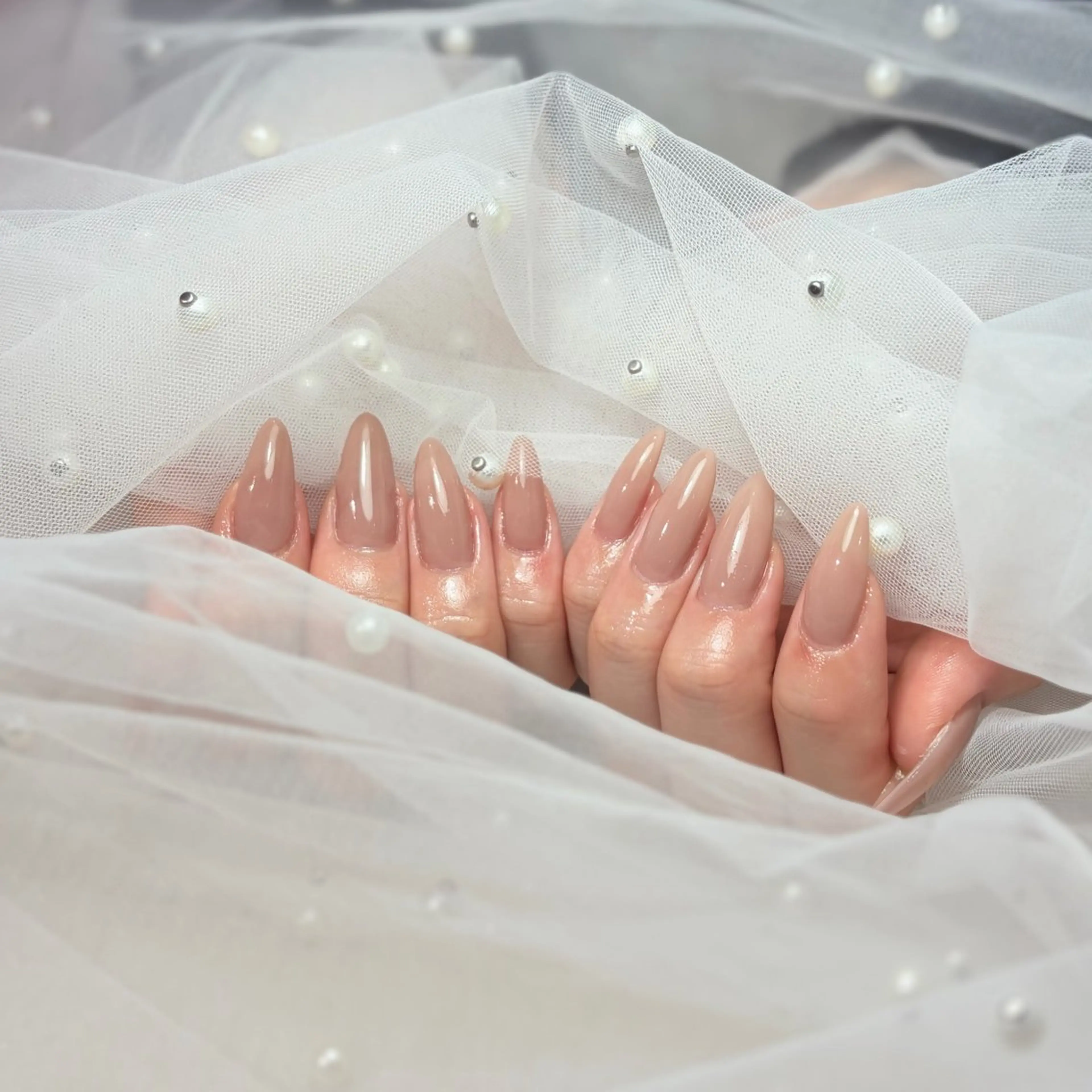 ネイル ハンドネイル 𝐴𝑘𝑎𝑟𝑖 🤎のネイルデザイン