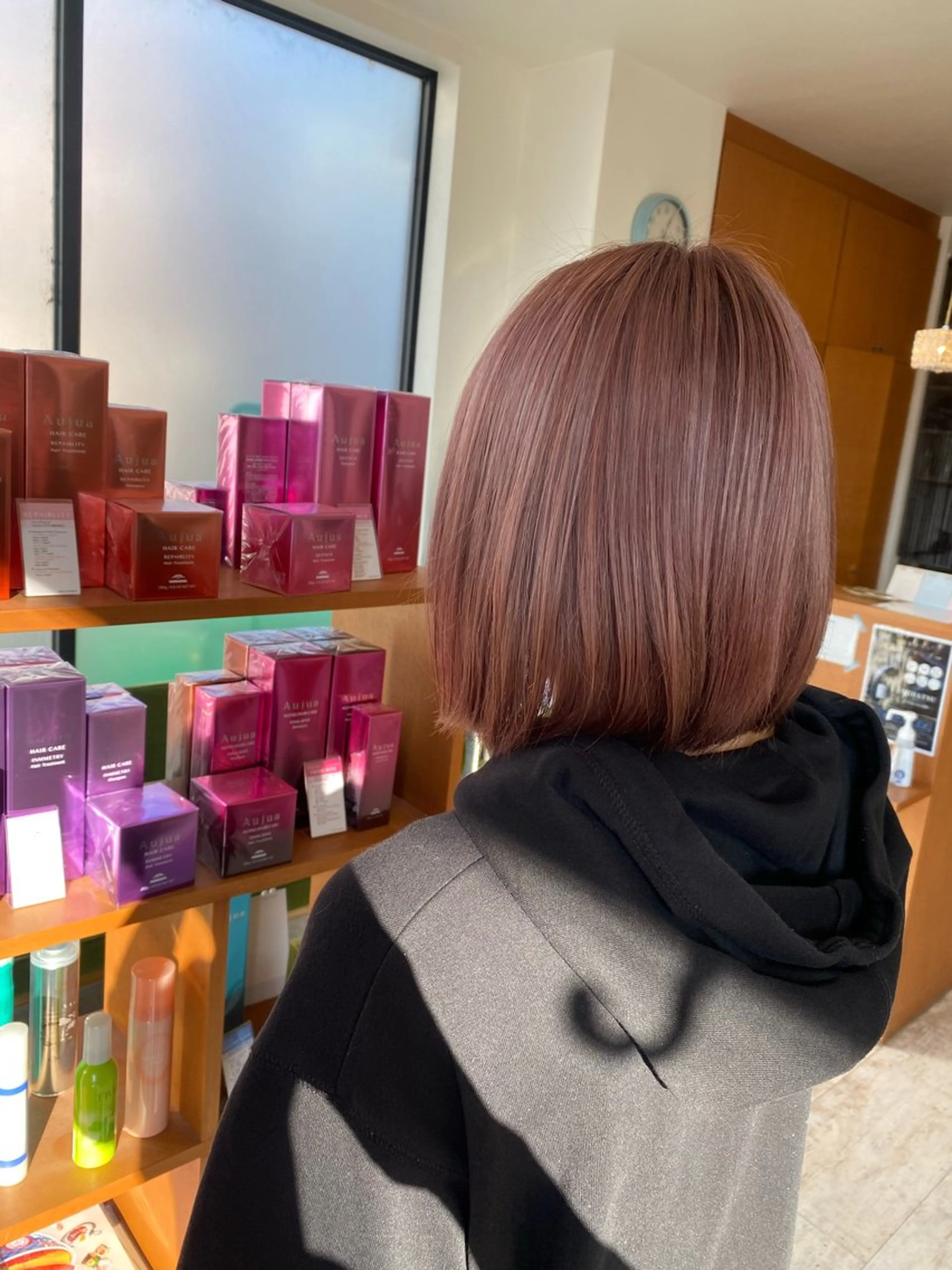 ショート ヘアカラー rian 宮前所属・田崎 暁大のヘアスタイル