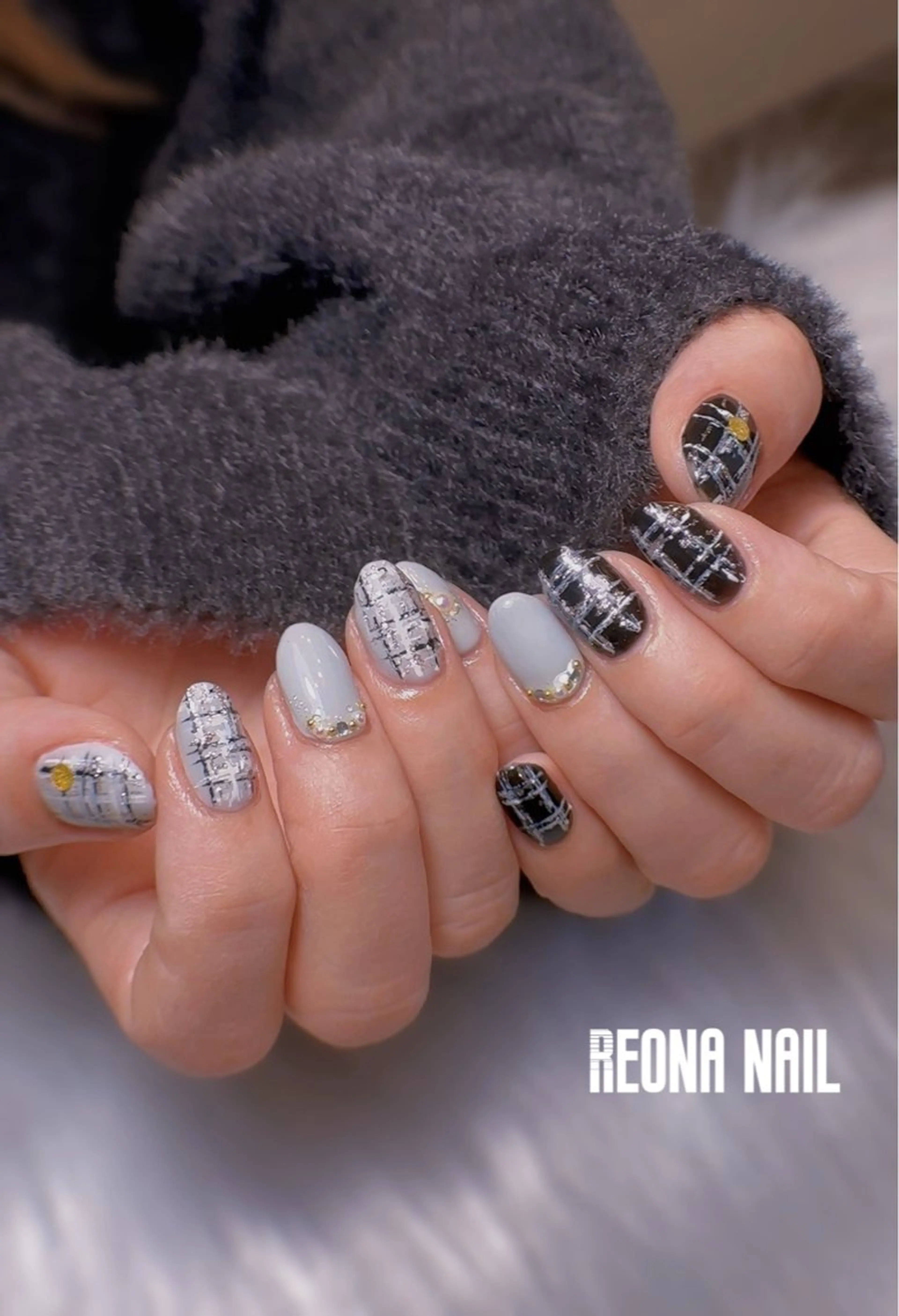 ネイル ジェルネイル ハート マグネットネイル ミラーネイル パラジェル Reona Nailのネイルデザイン