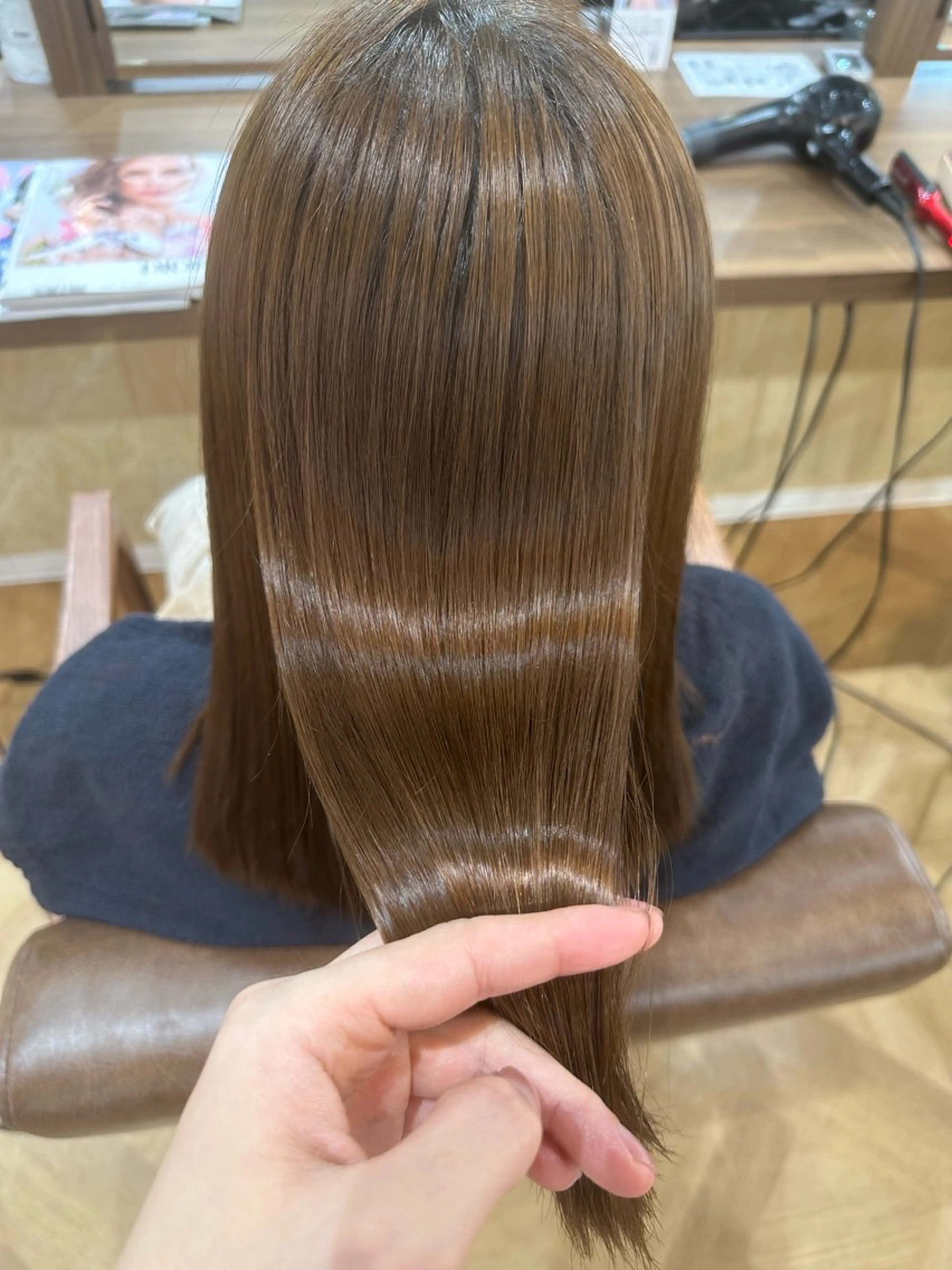 ミディアム カット 縮毛矯正 トリートメント ササキ カンタのヘアスタイル