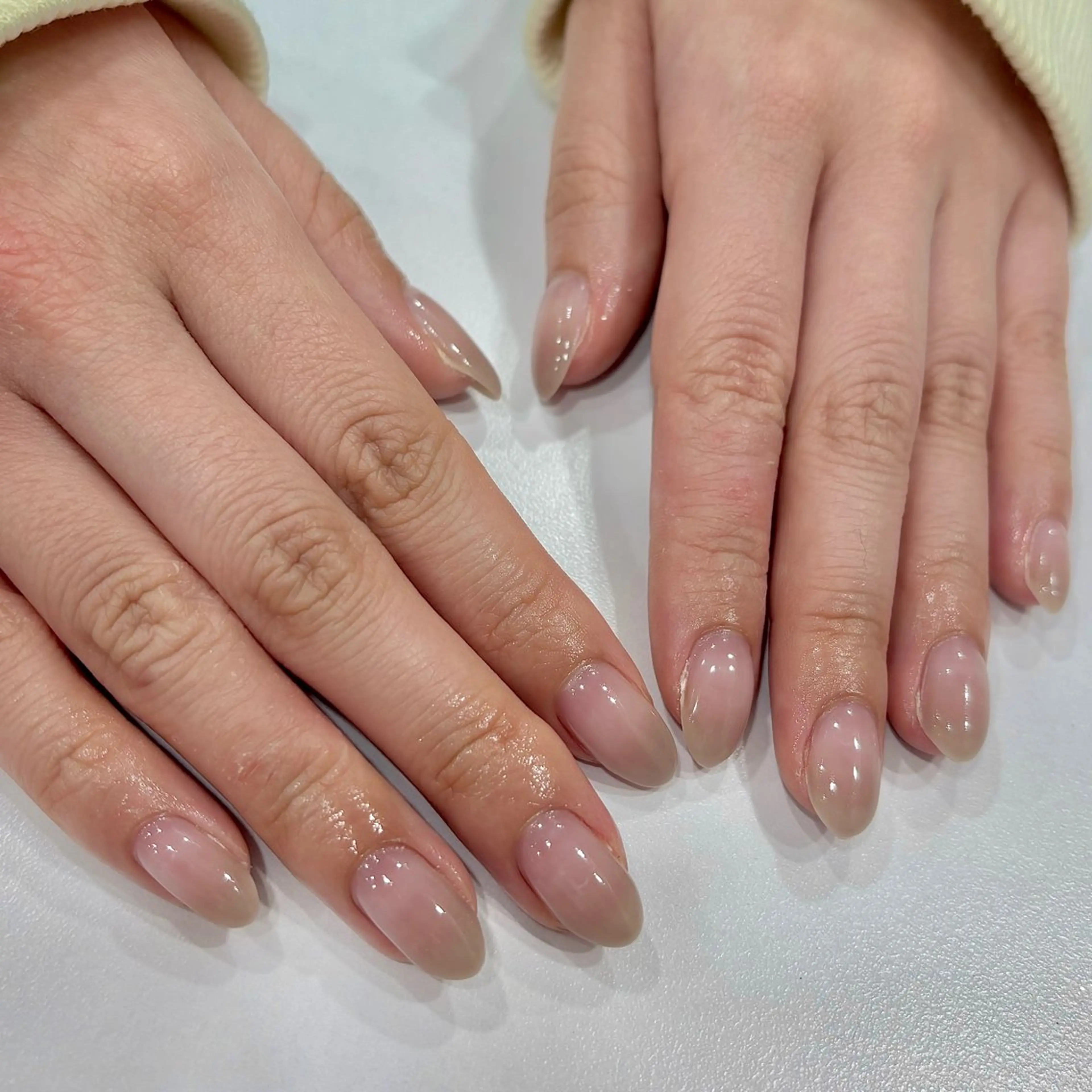 ネイル グラデーション シンプルネイル アンリッシュ新宿東口 小泉のネイルデザイン