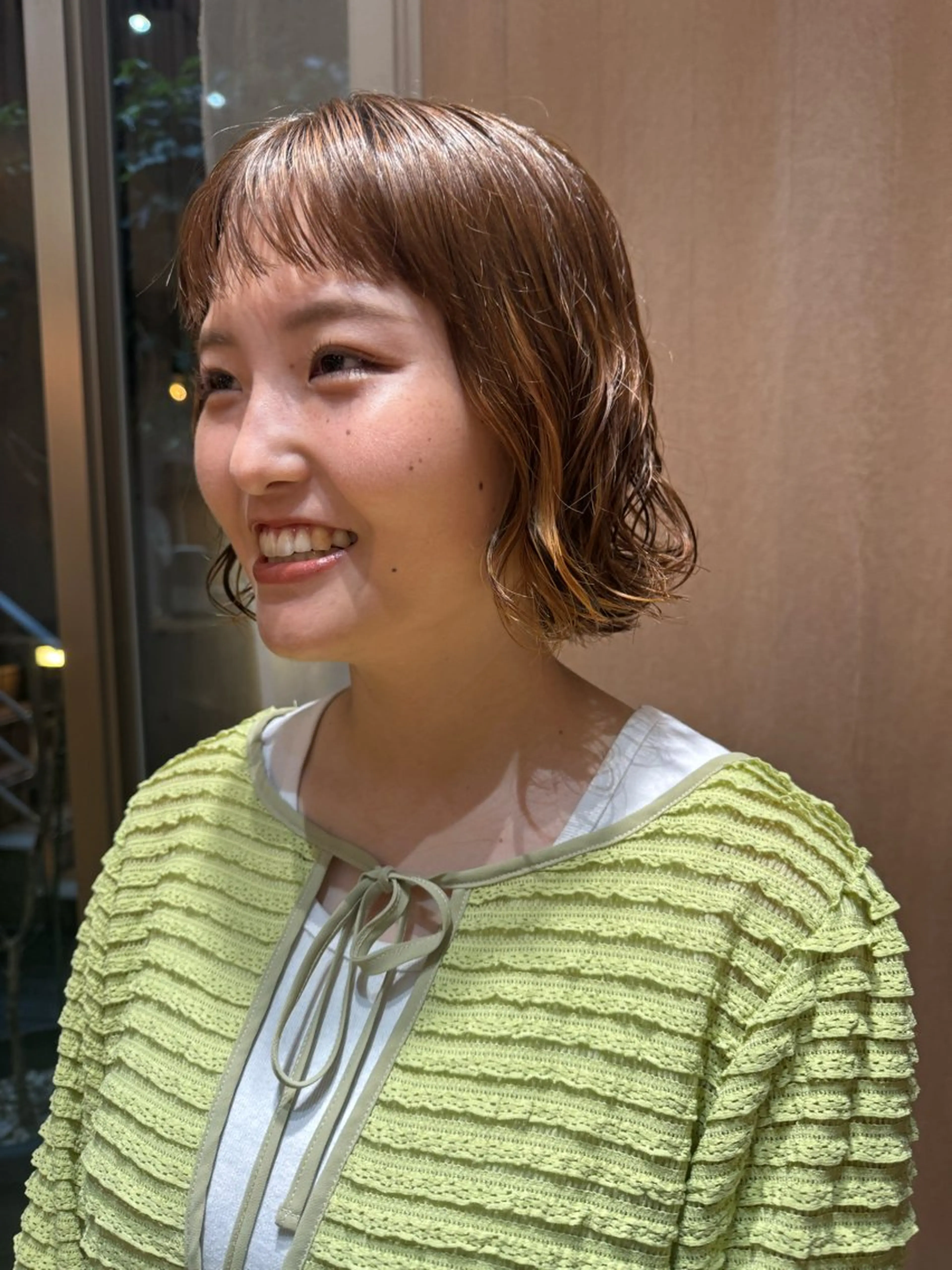 ショート カット パーマ 大人可愛い♡コテ巻き パーマ🌼杉田 萌恵のヘアスタイル