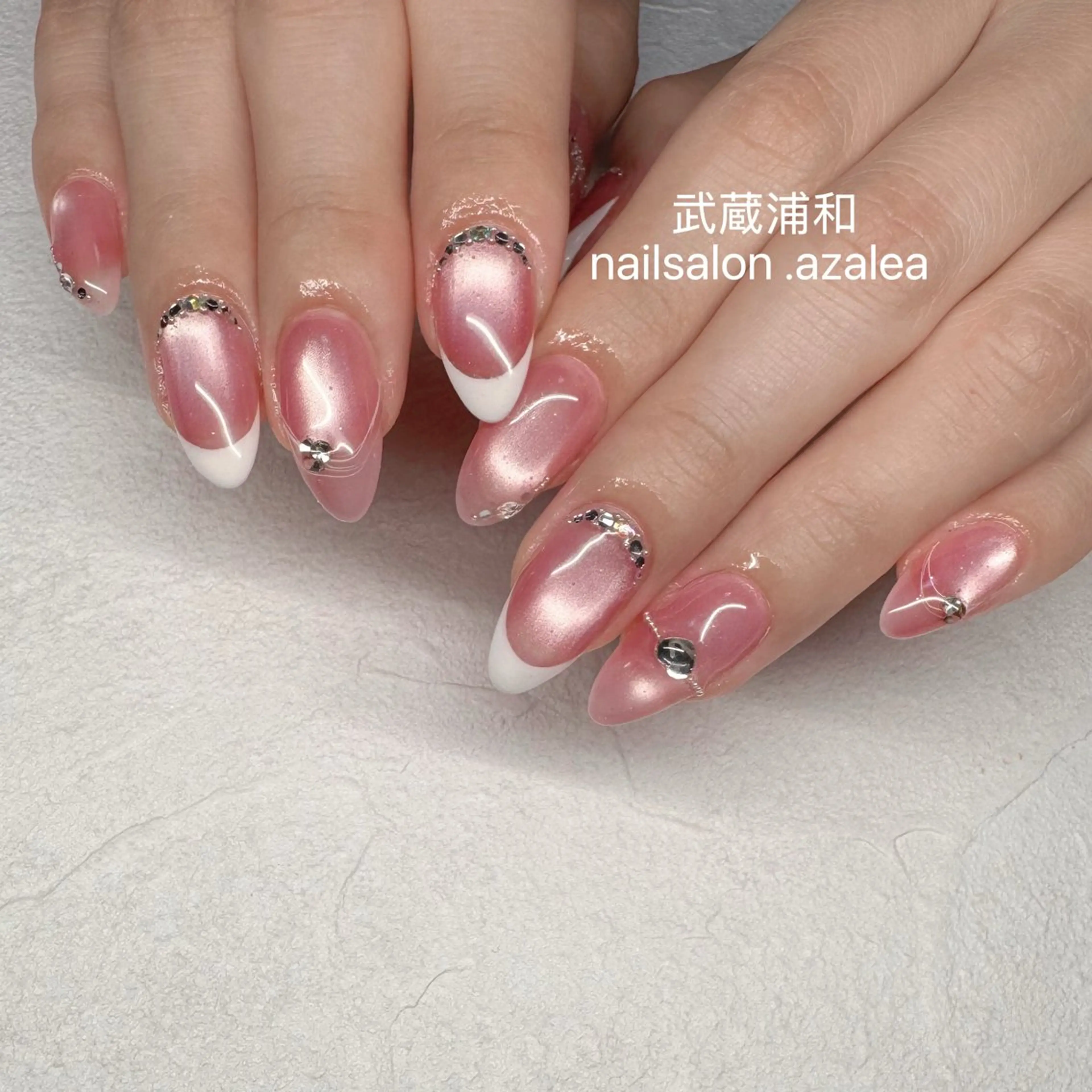 ネイル ハンドネイル R inのネイルデザイン