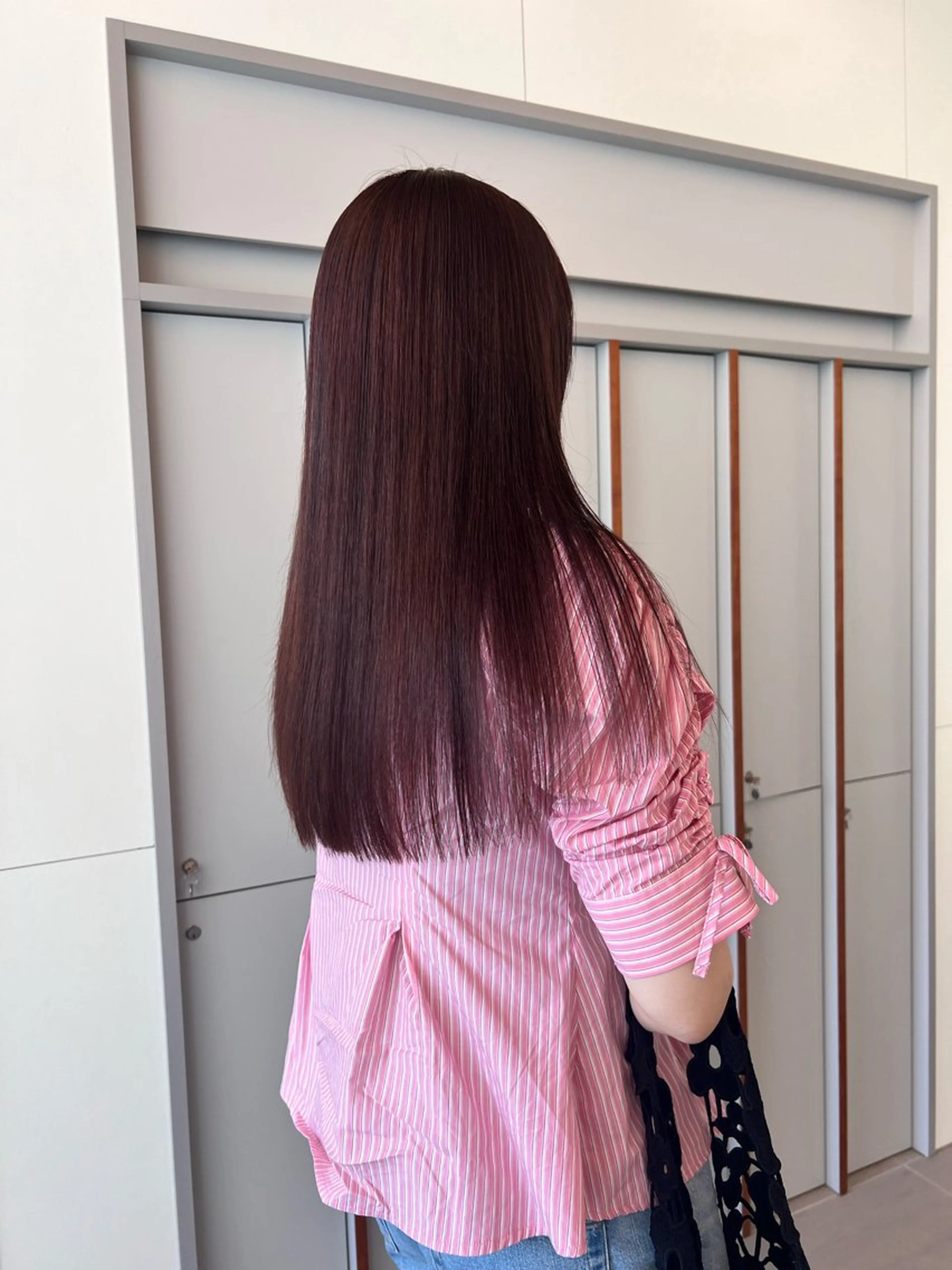 ロング カラー 顔まわりカット/透け カラー/Memi🎀のヘアスタイル