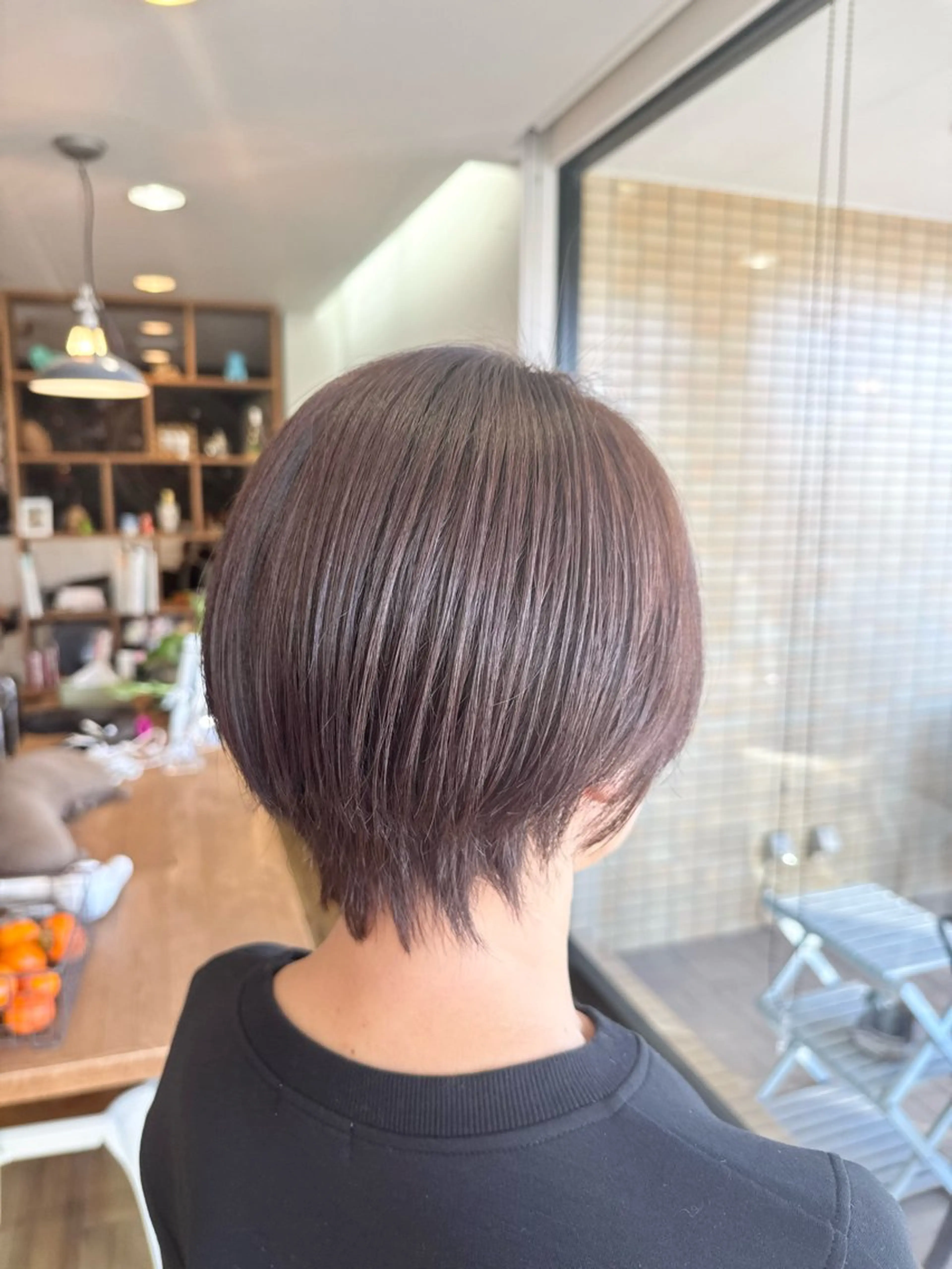 ショート カラー ベージュカラー ブラウンカラー ヘアカラー トリートメント ツキダテ ユイのヘアスタイル