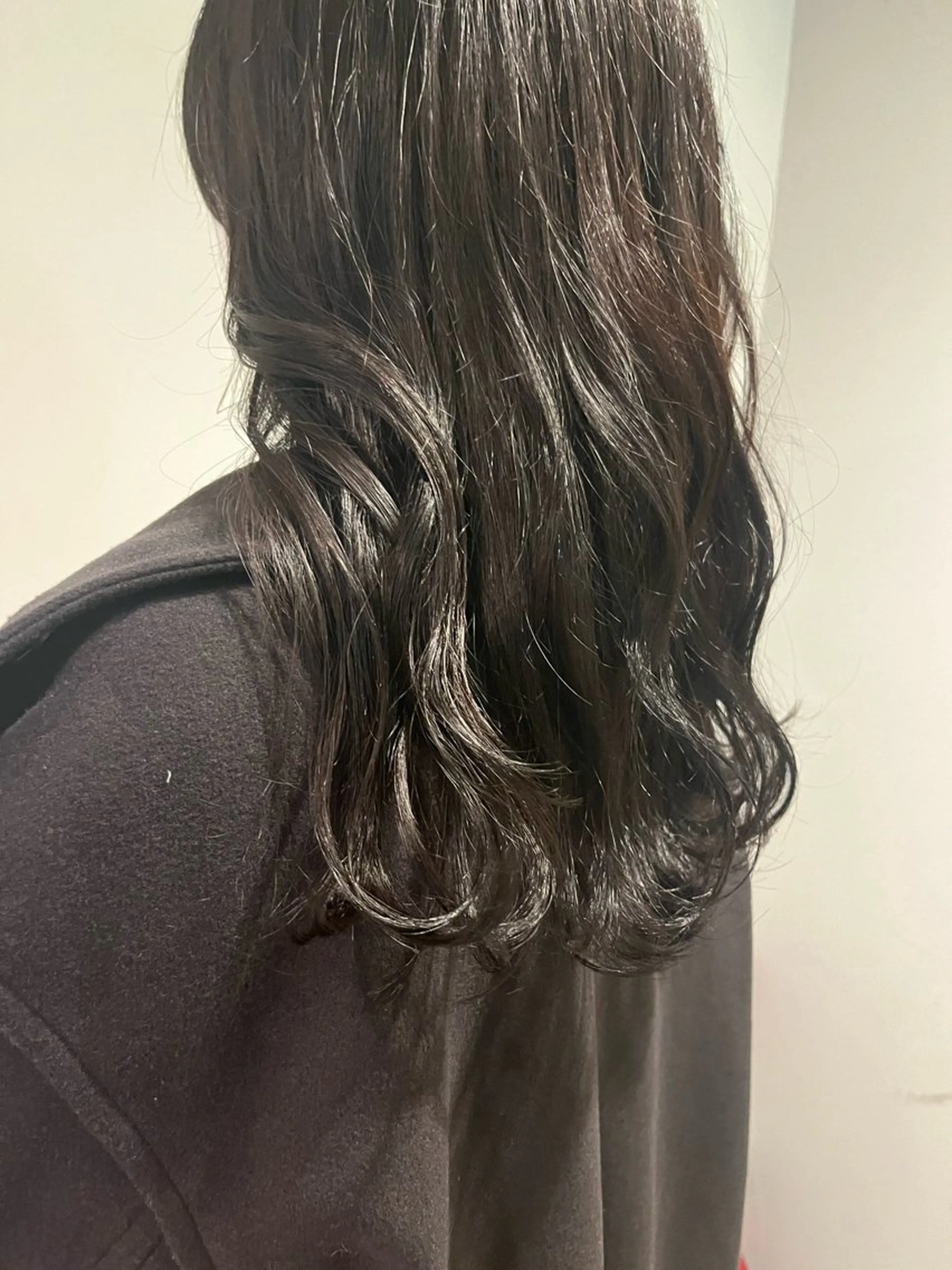 セミロング 小山 水綺のヘアスタイル