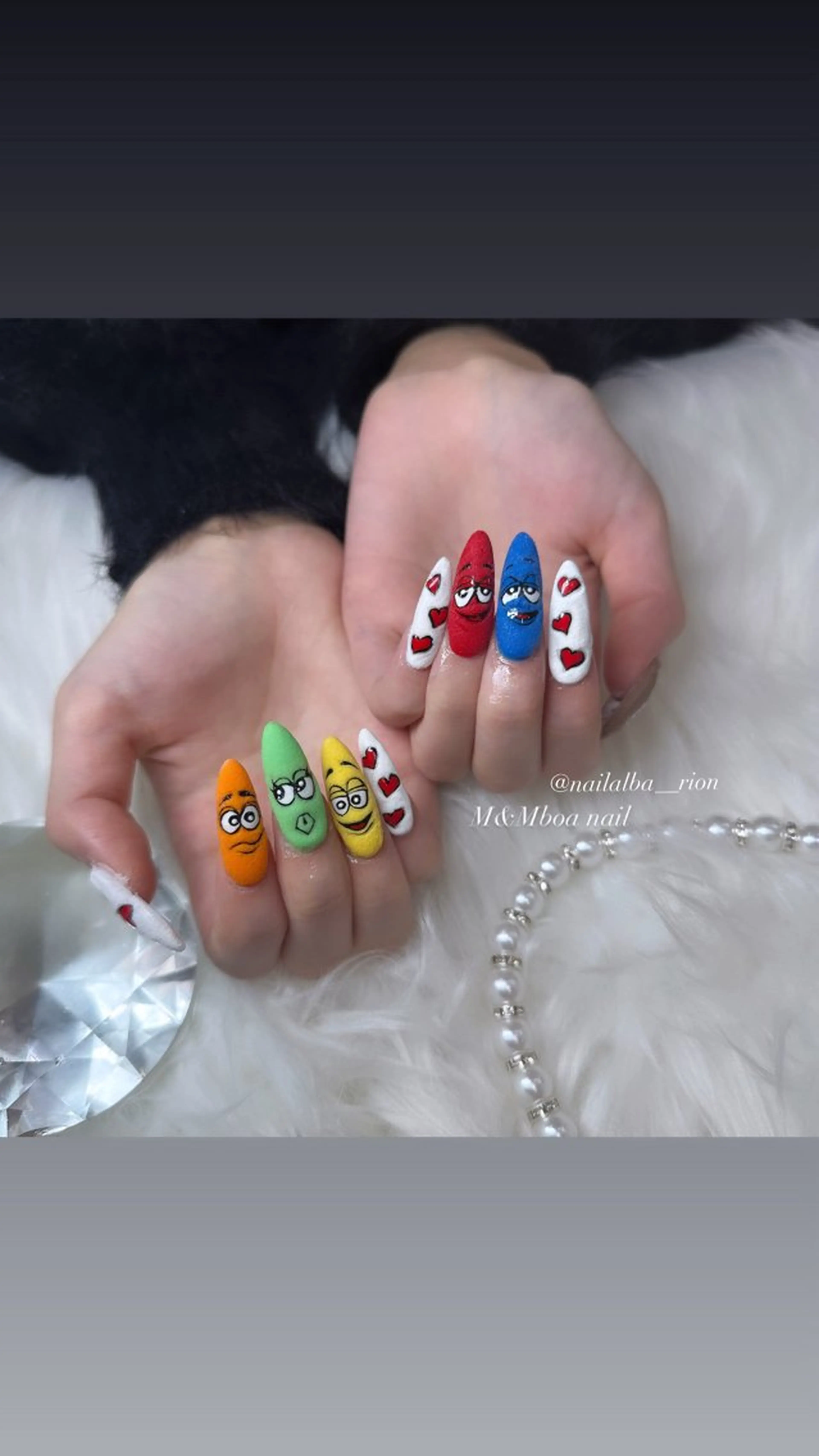 ネイル 加納 莉音のネイルデザイン