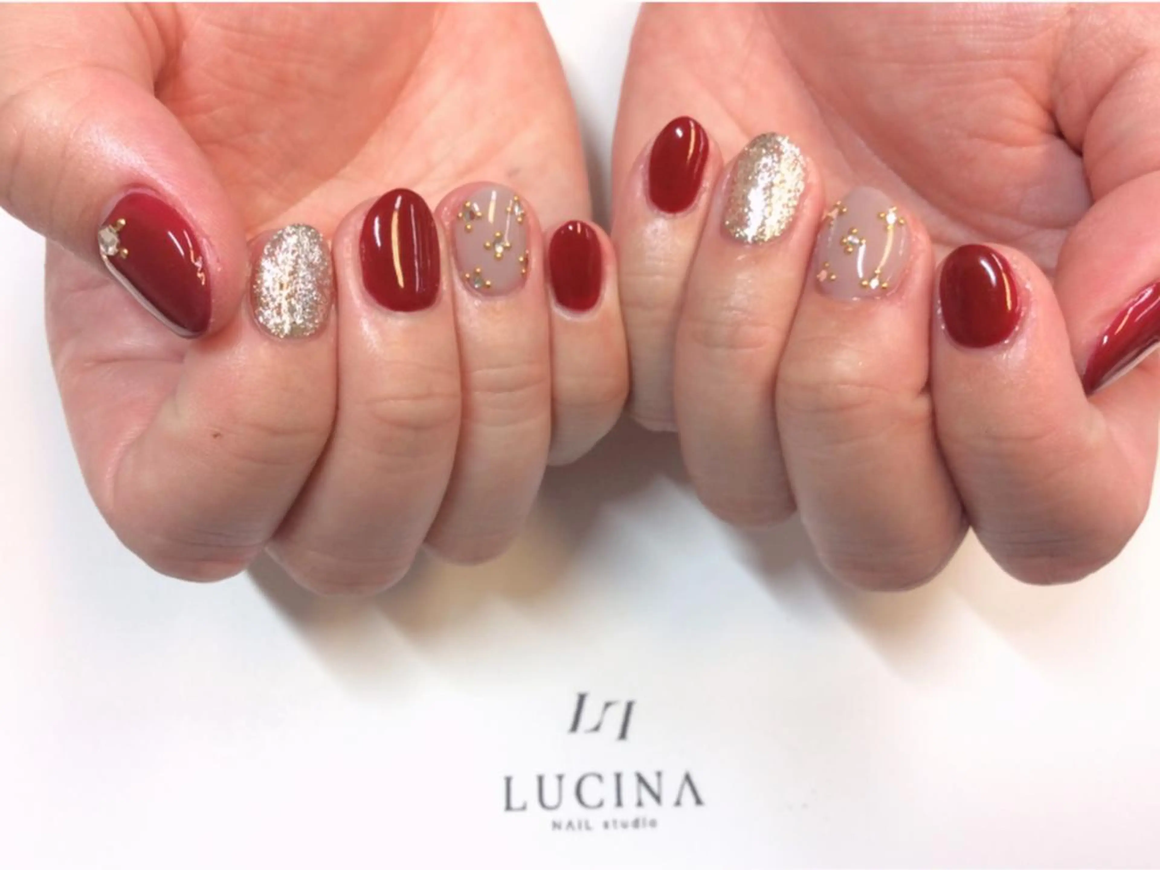 ネイル 新橋 ルキナ スタッフのネイルデザイン