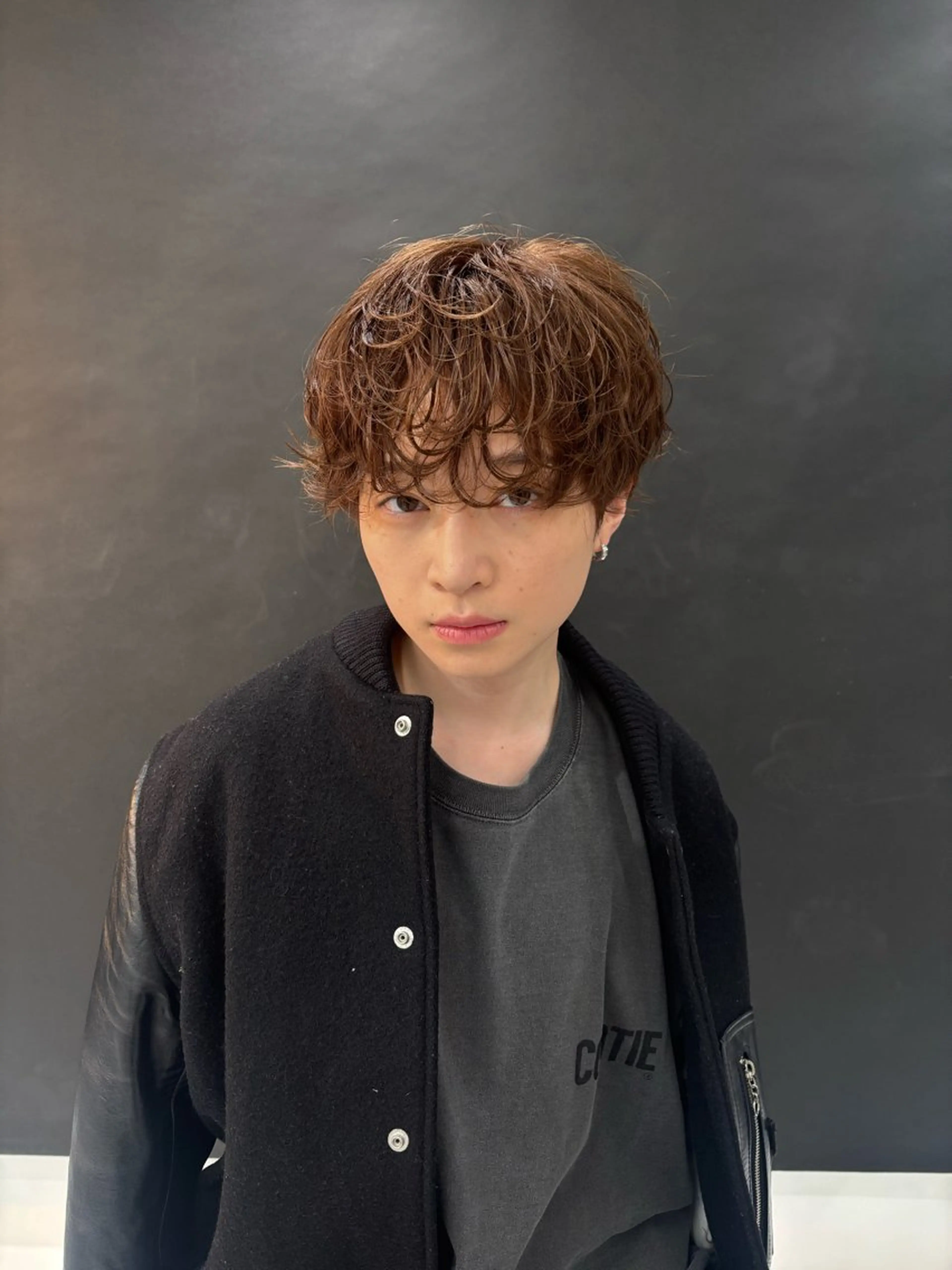 メンズカット(横浜西口/センターパート/スパイキーショート/ウルフ)の写真