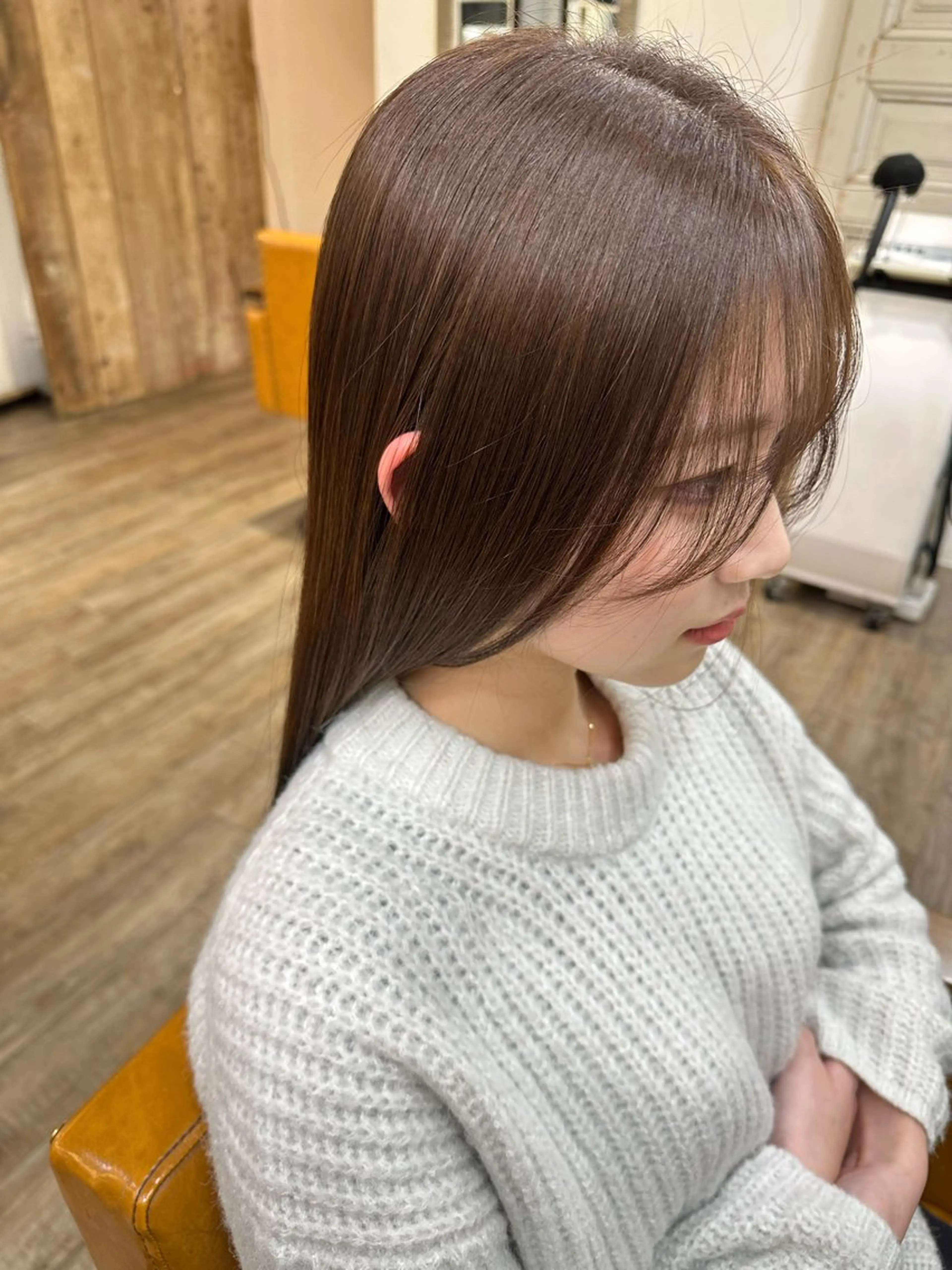 カラー Rinka/レイヤー /透明感カラーのヘアスタイル