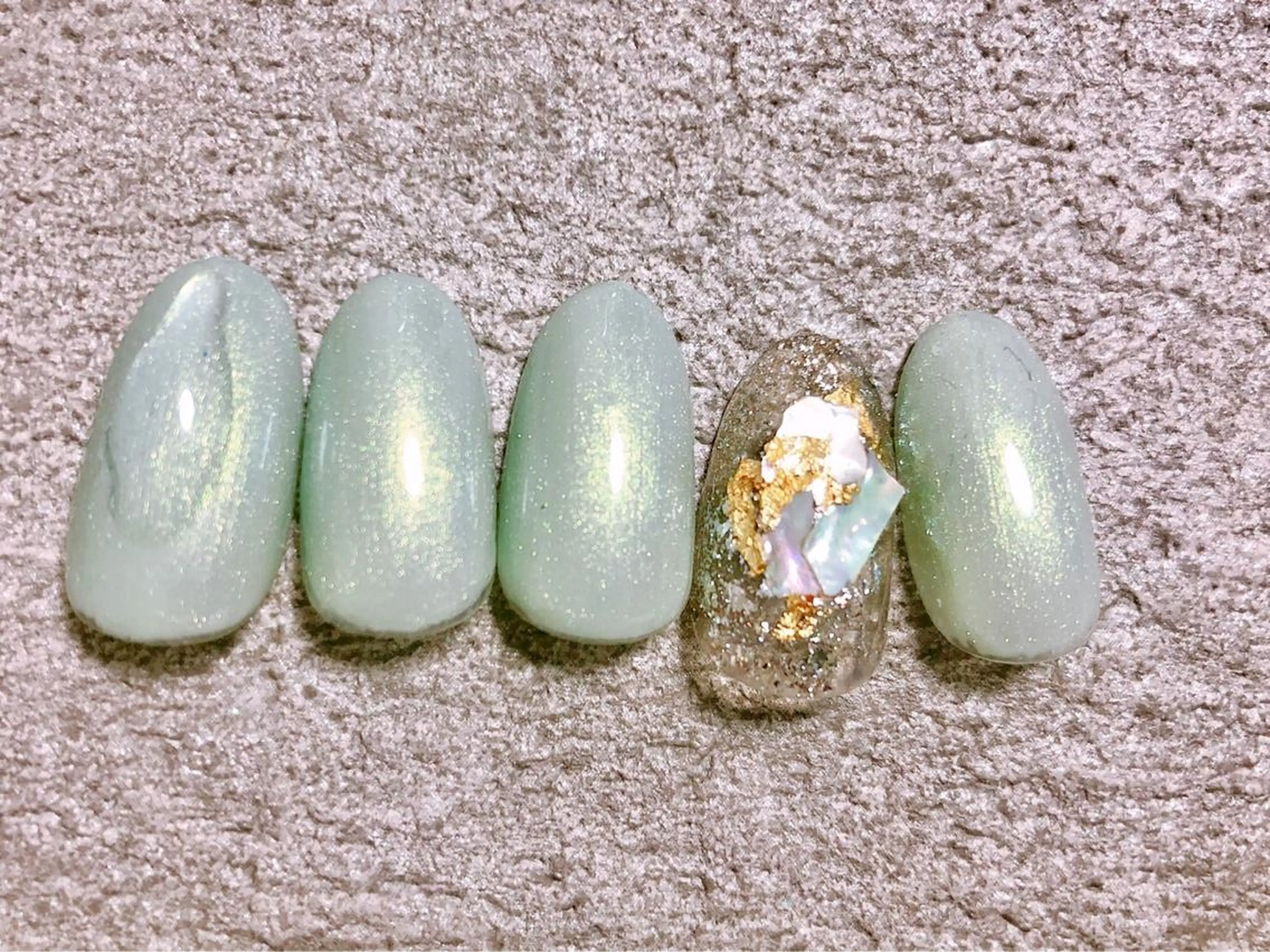 ネイル mogunail &blowのネイルデザイン