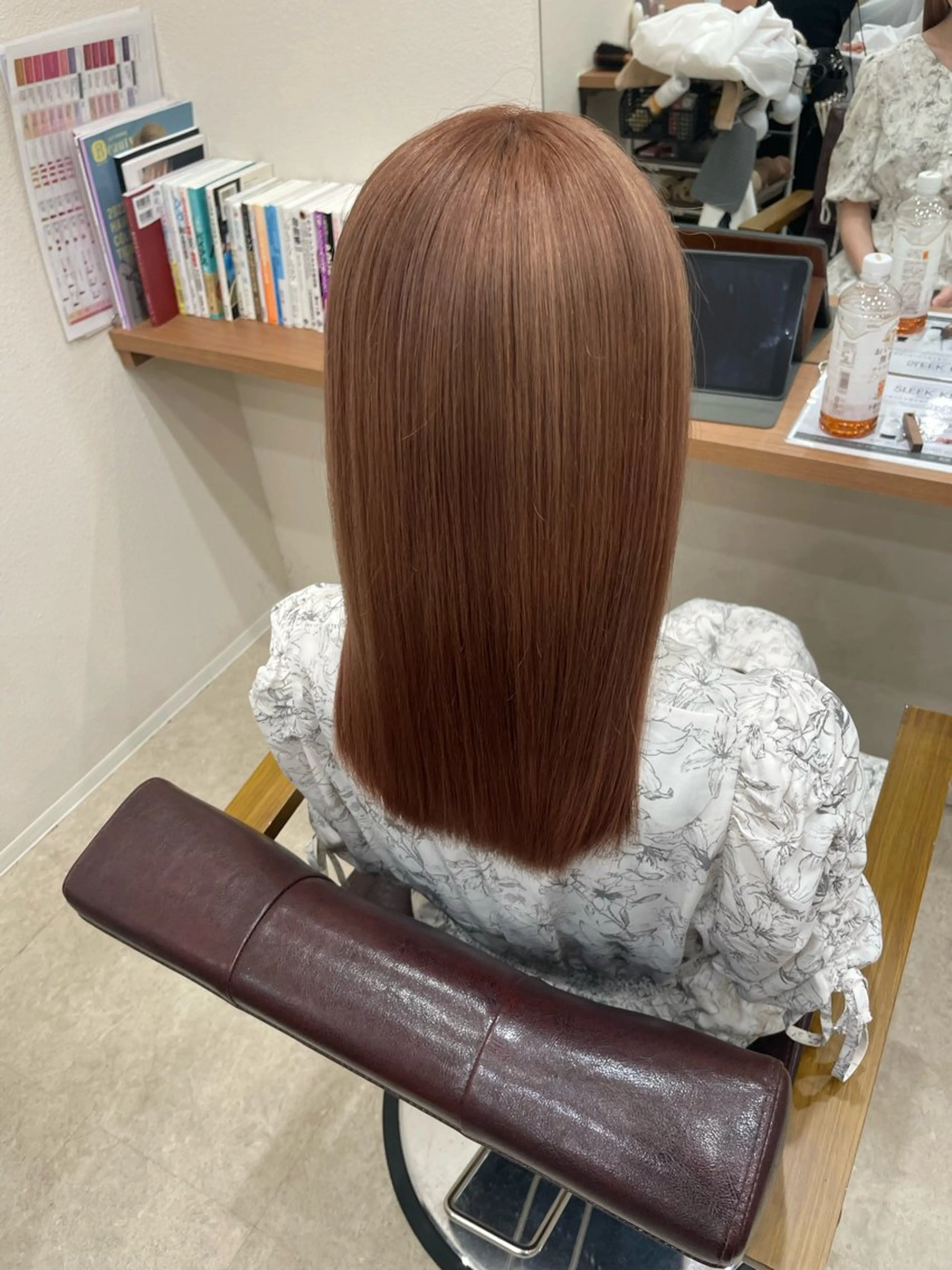 ロング ヘアカラー 鈴木 梨瑚のヘアスタイル
