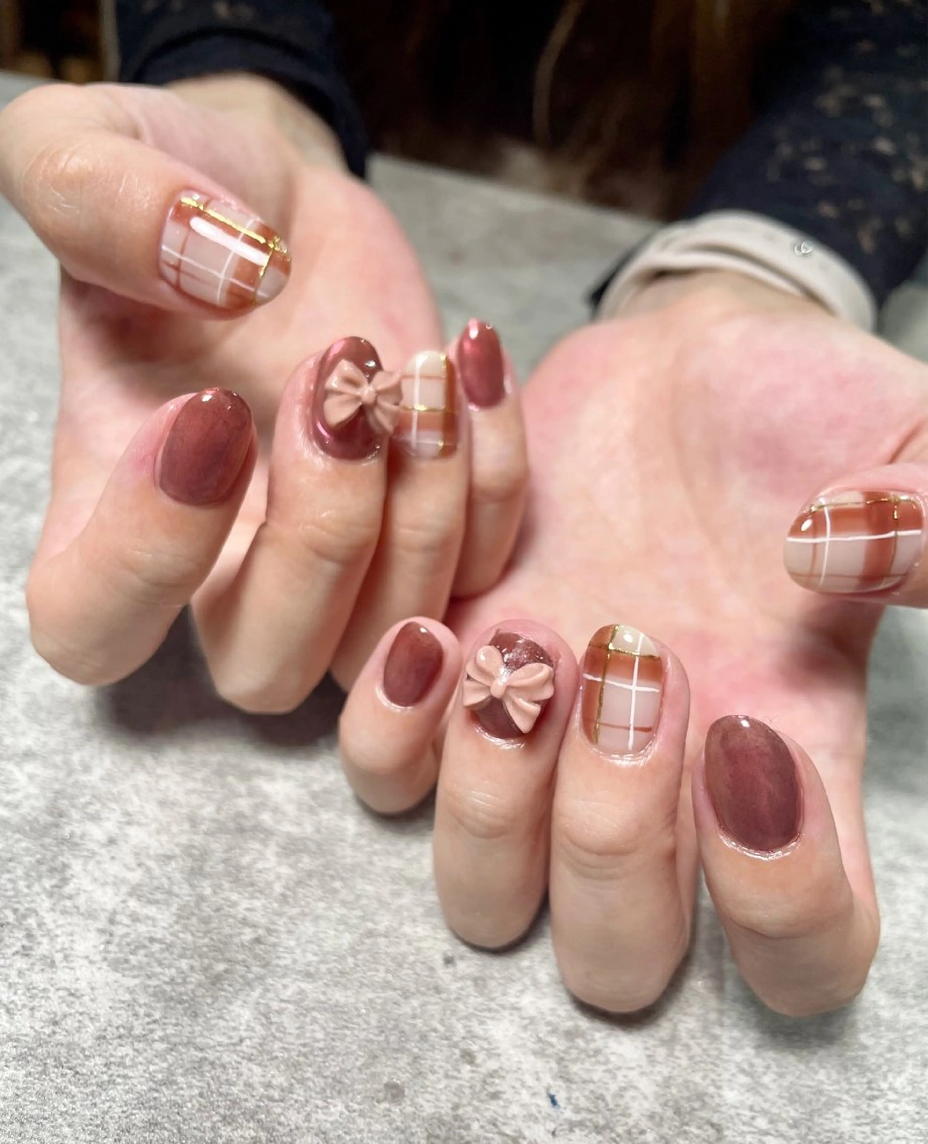 ネイル ボルドー ミラーネイル リボン ハンドネイル ma riのネイルデザイン