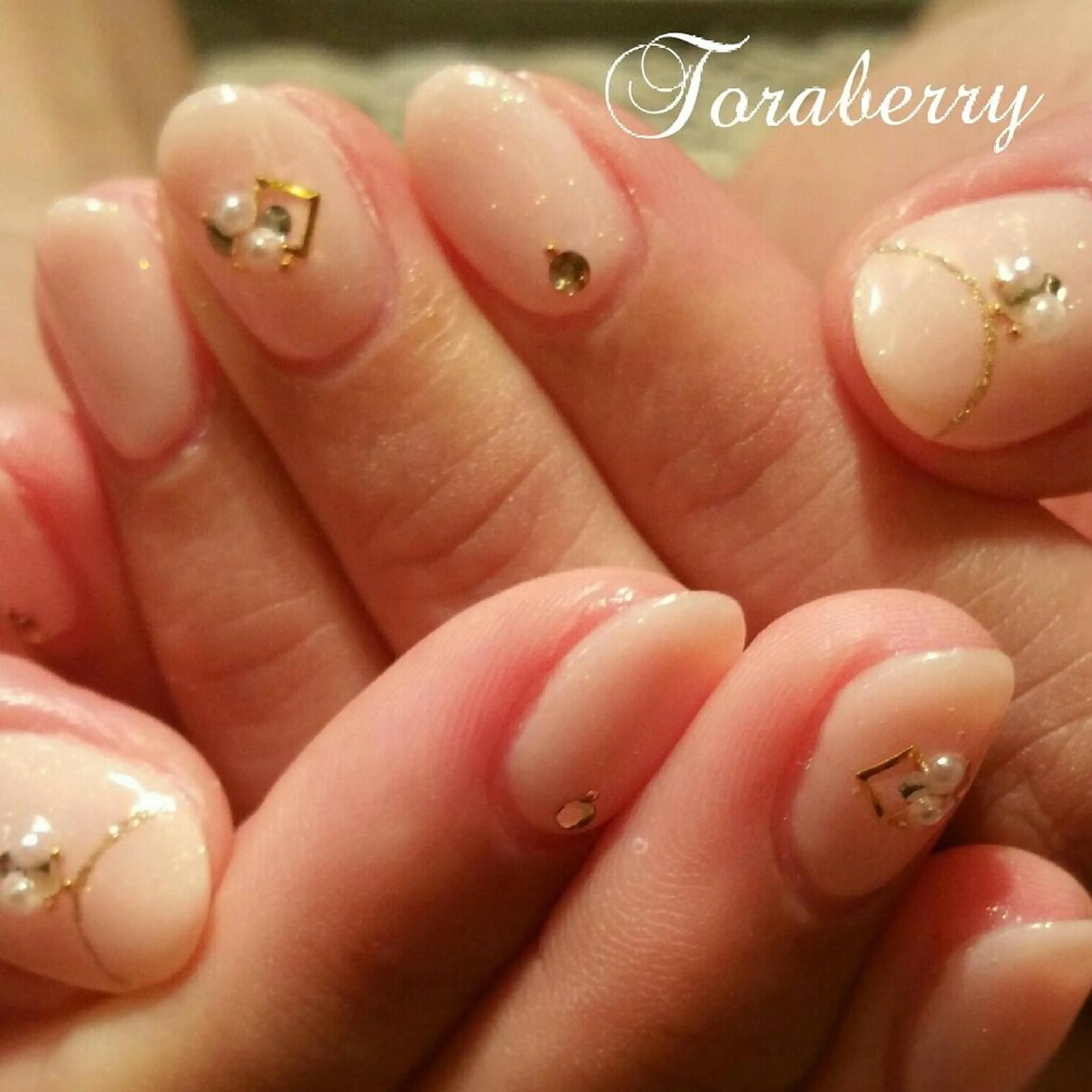 ネイル ピンク ピンクベージュ ハンドネイル ネイリスト なつみのネイルデザイン