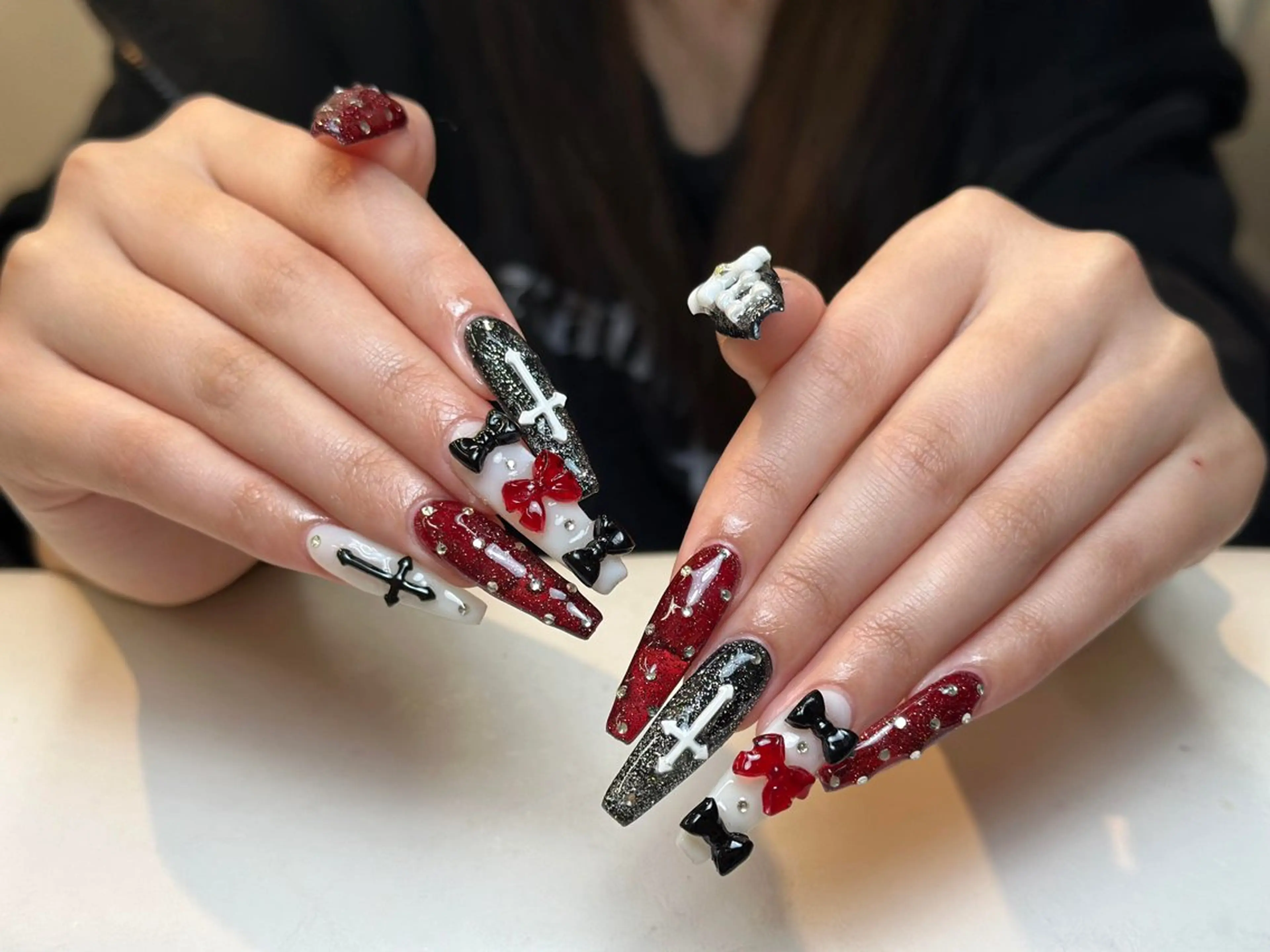 ネイル グラデーション キラキラネイル ワンカラーネイル 冬ネイル Jenn Nail Salonのネイルデザイン