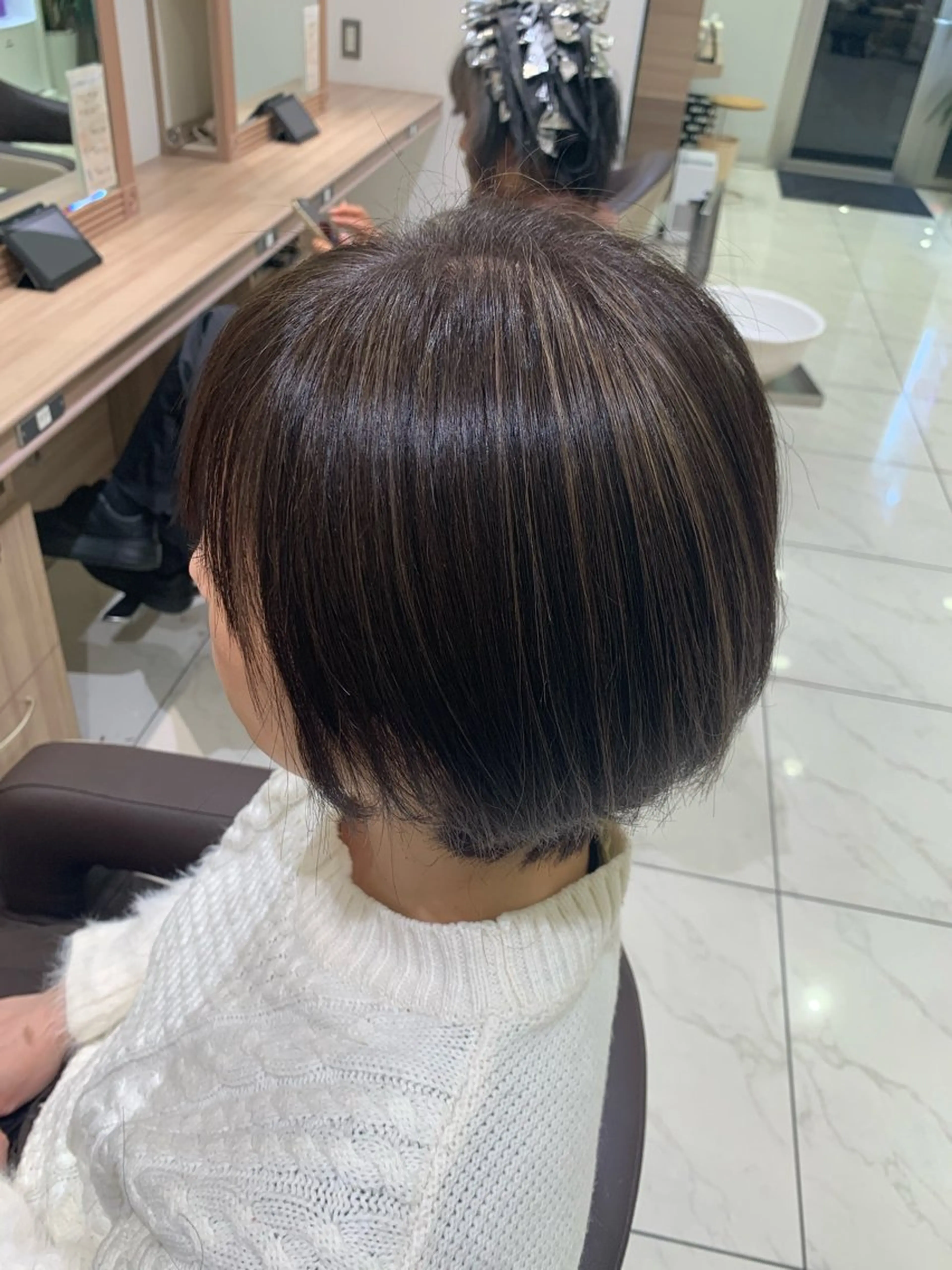 ショート カット ヘアカラー 🌱脱白髪染め特化 🌱岡田将英のヘアスタイル