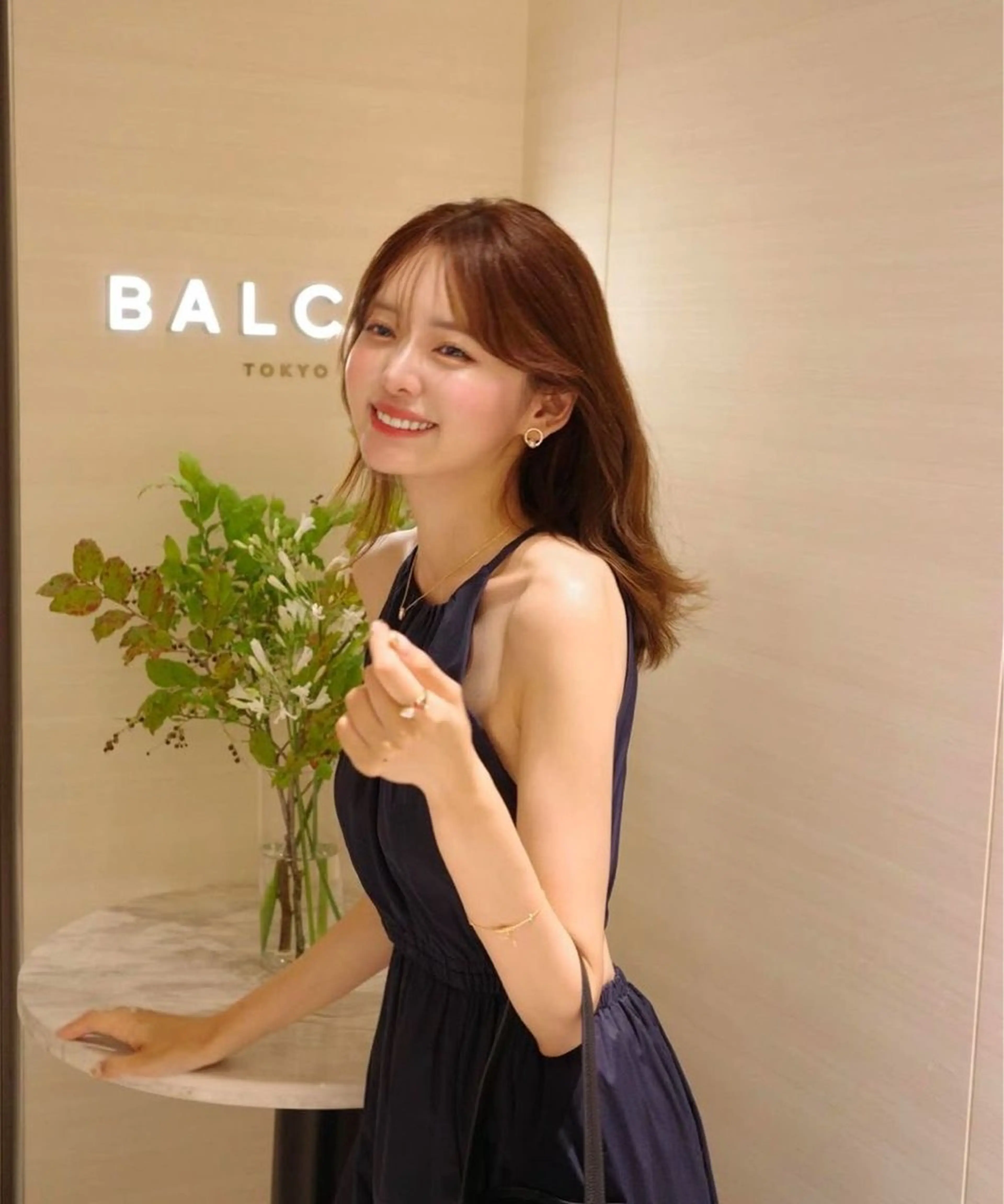 ロング カラー カット ヘアカラー トリートメント 莉乃/縮毛矯正/髪質 改善/艶カラーのヘアスタイル