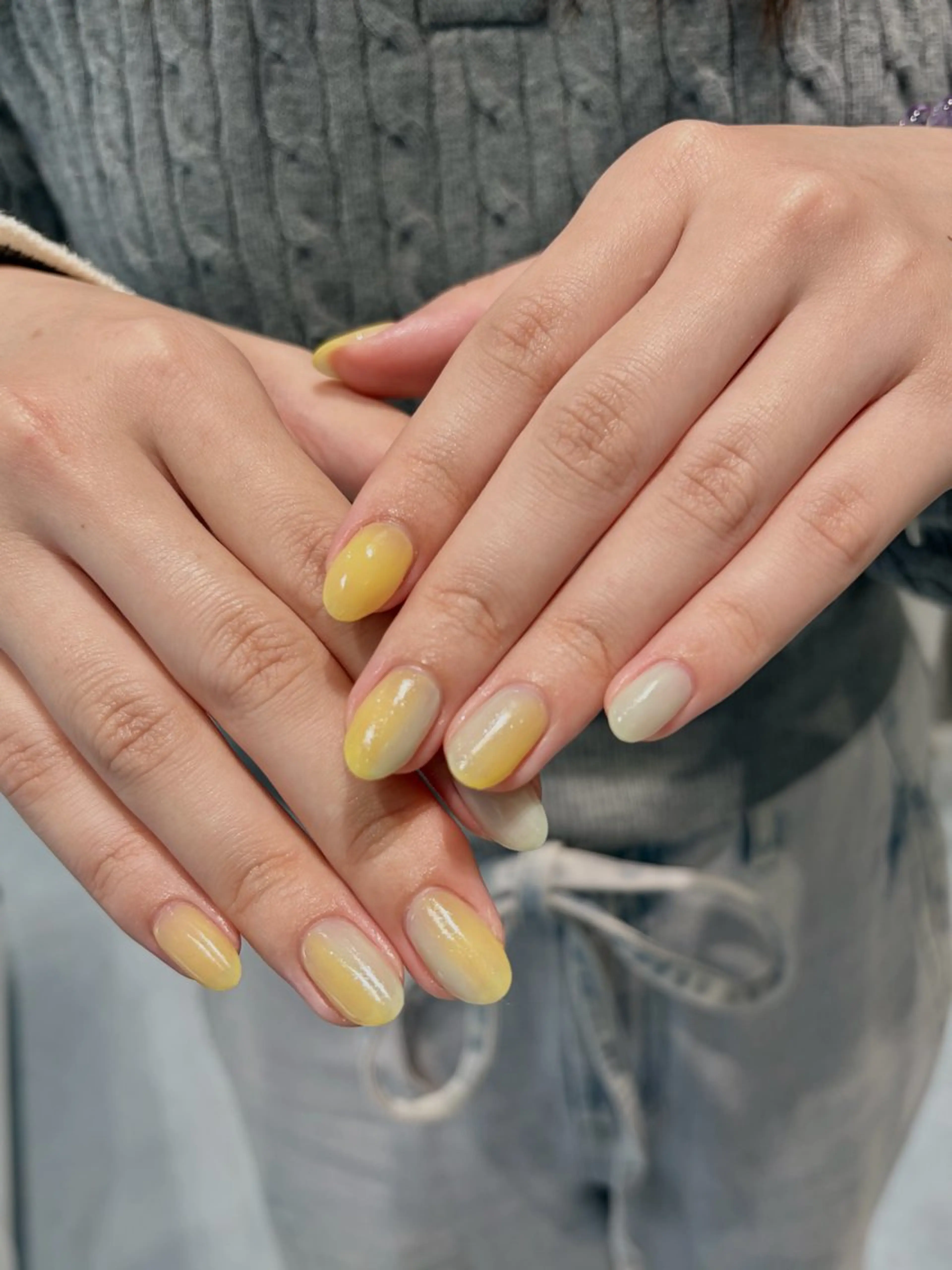ネイル グラデーション グリーン 春ネイル 黄色 ハンドネイル VINGTNAIL 土岐果鈴のネイルデザイン