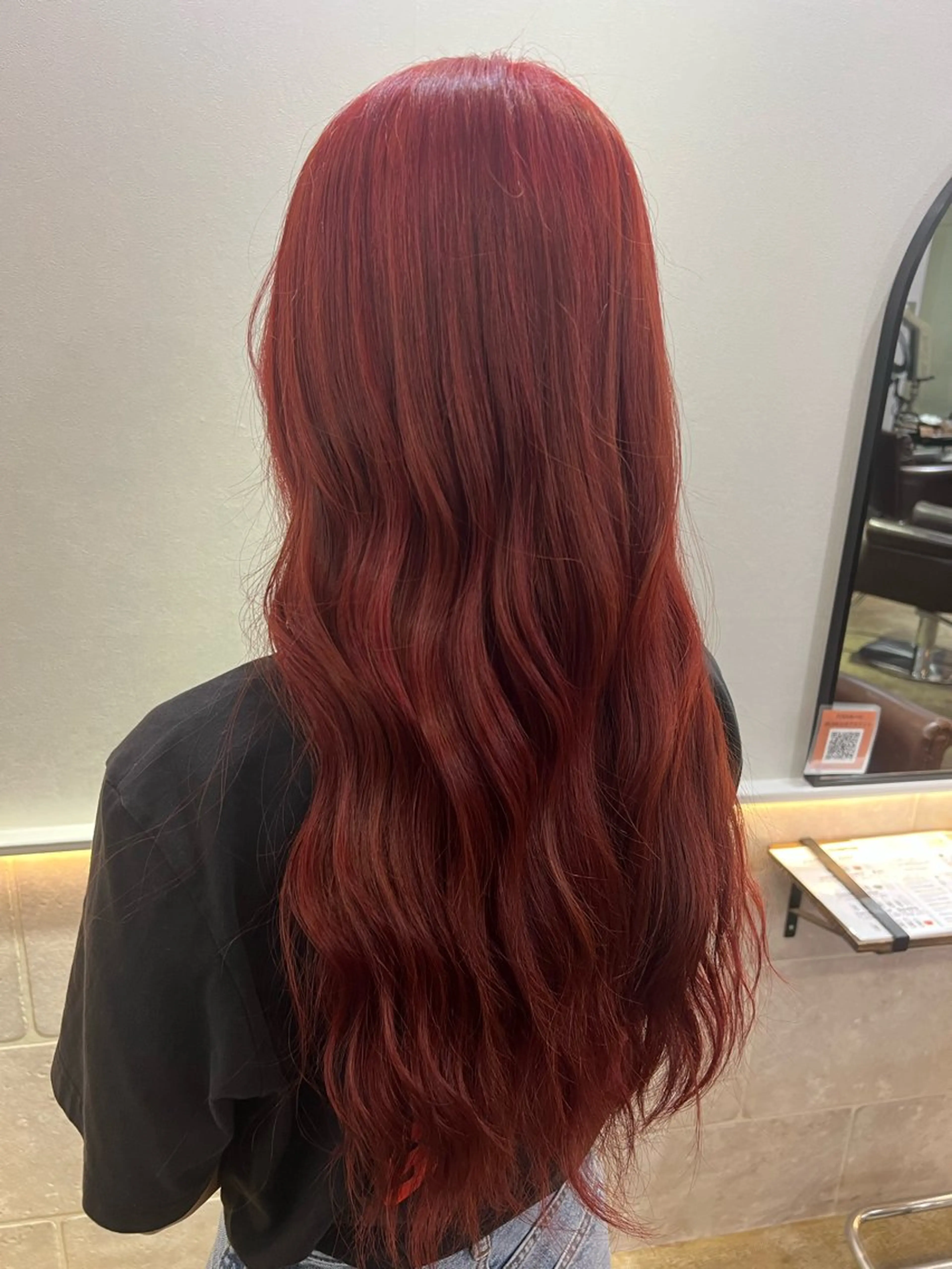 ロング カラー レッドカラー ヘアカラー ROZAgerme 落海一花🦋のヘアスタイル