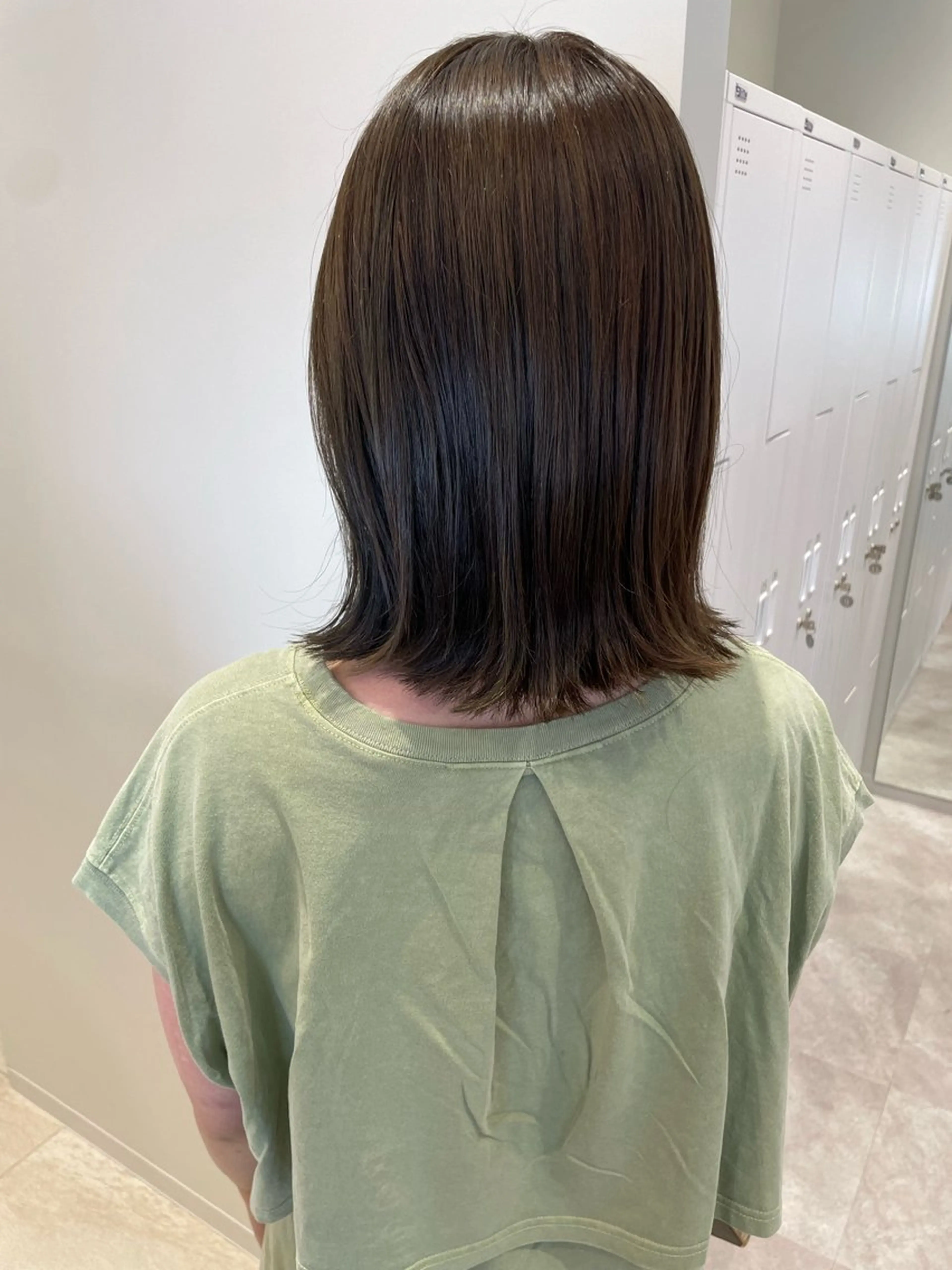 ミディアム カラー オリーブカラー カット ヘアカラー 女性リピ90%🍨 🩷佐藤みずきのヘアスタイル