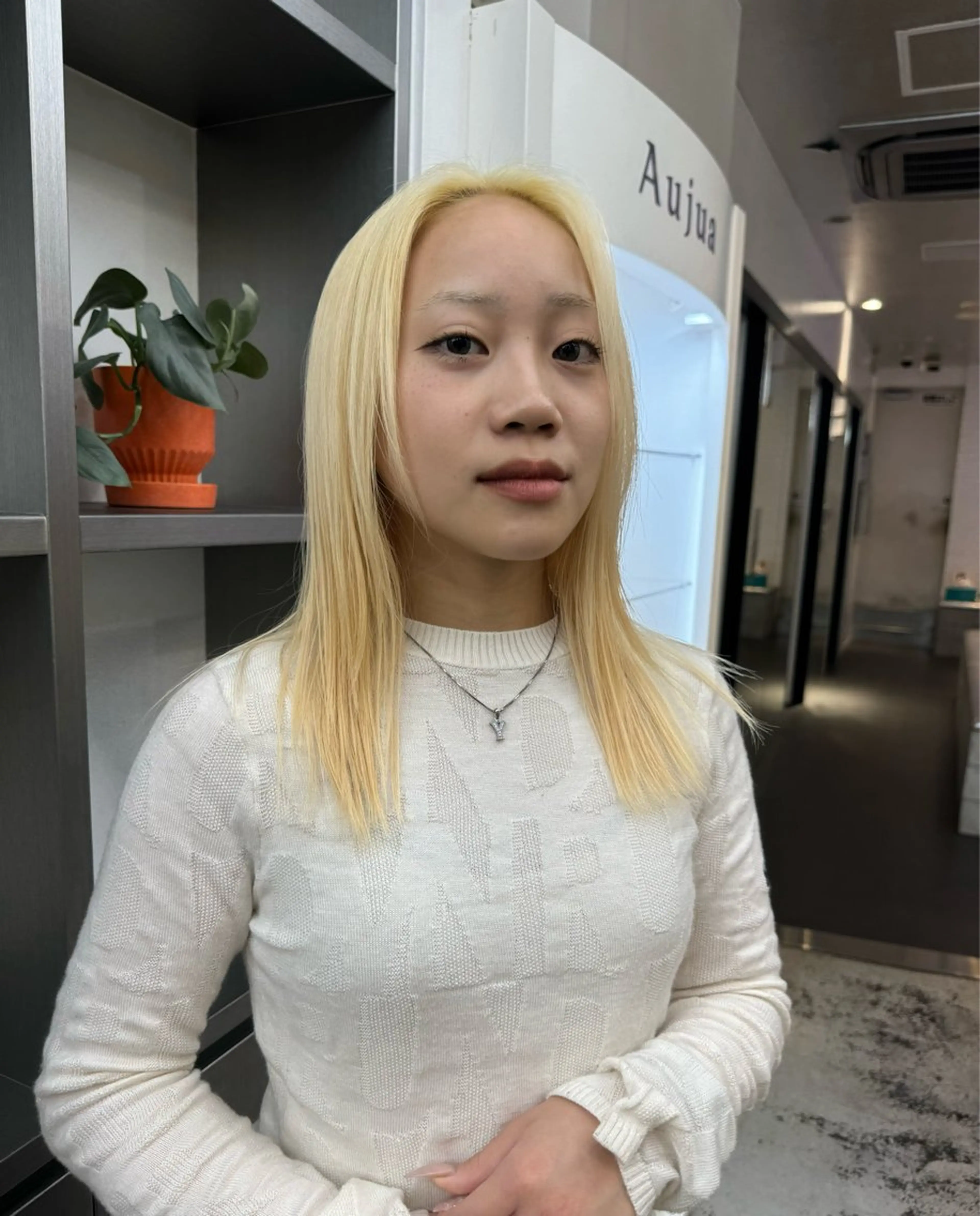 ミディアム カラー ブロンド レイヤーカット トリートメント カット ヘアカラー トリートメント ヘアセット ザクザクレイヤー 🍀/ブリーチ/小田のヘアスタイル