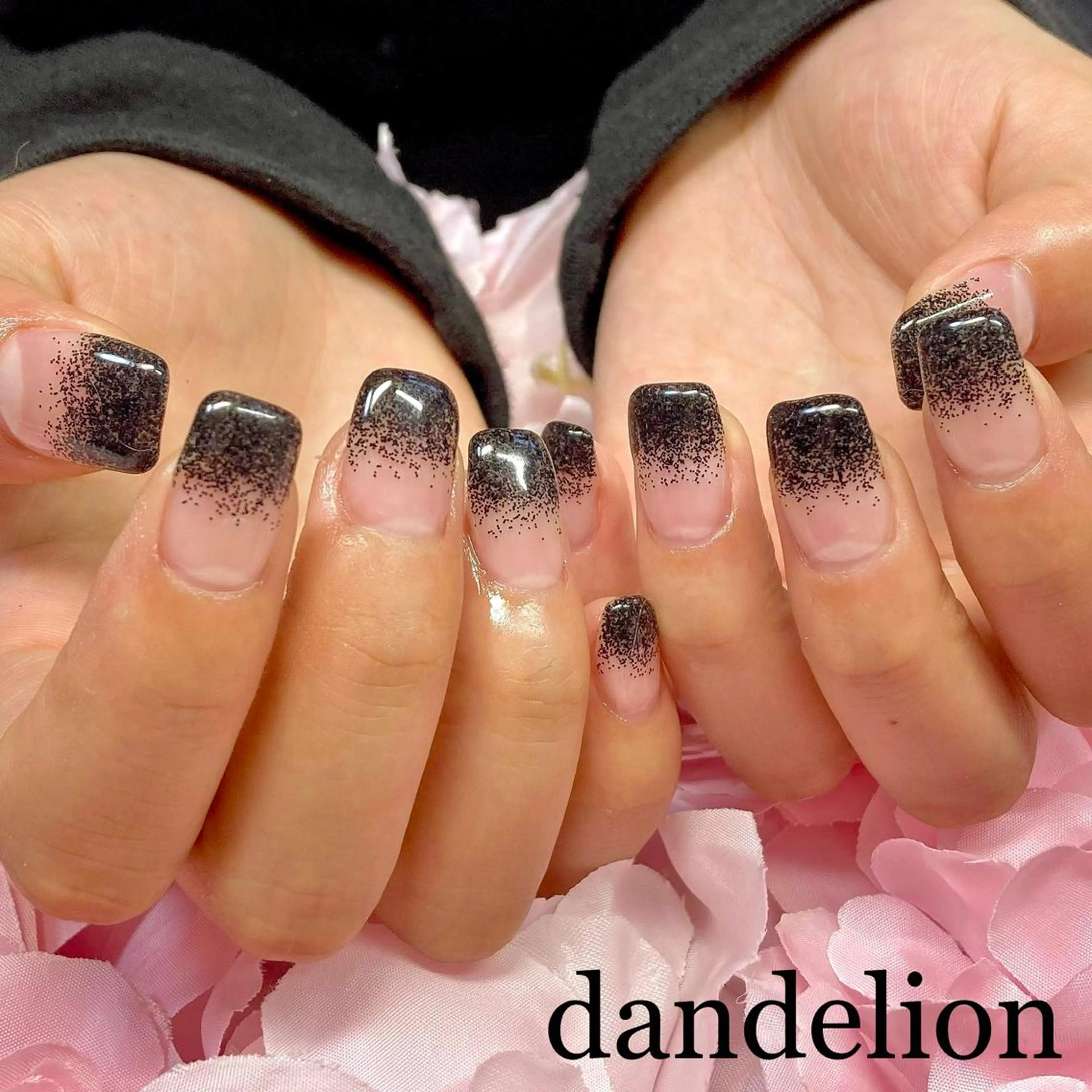 ネイル ハンドネイル ハンドケア dandelion ダンデライオンのネイルデザイン