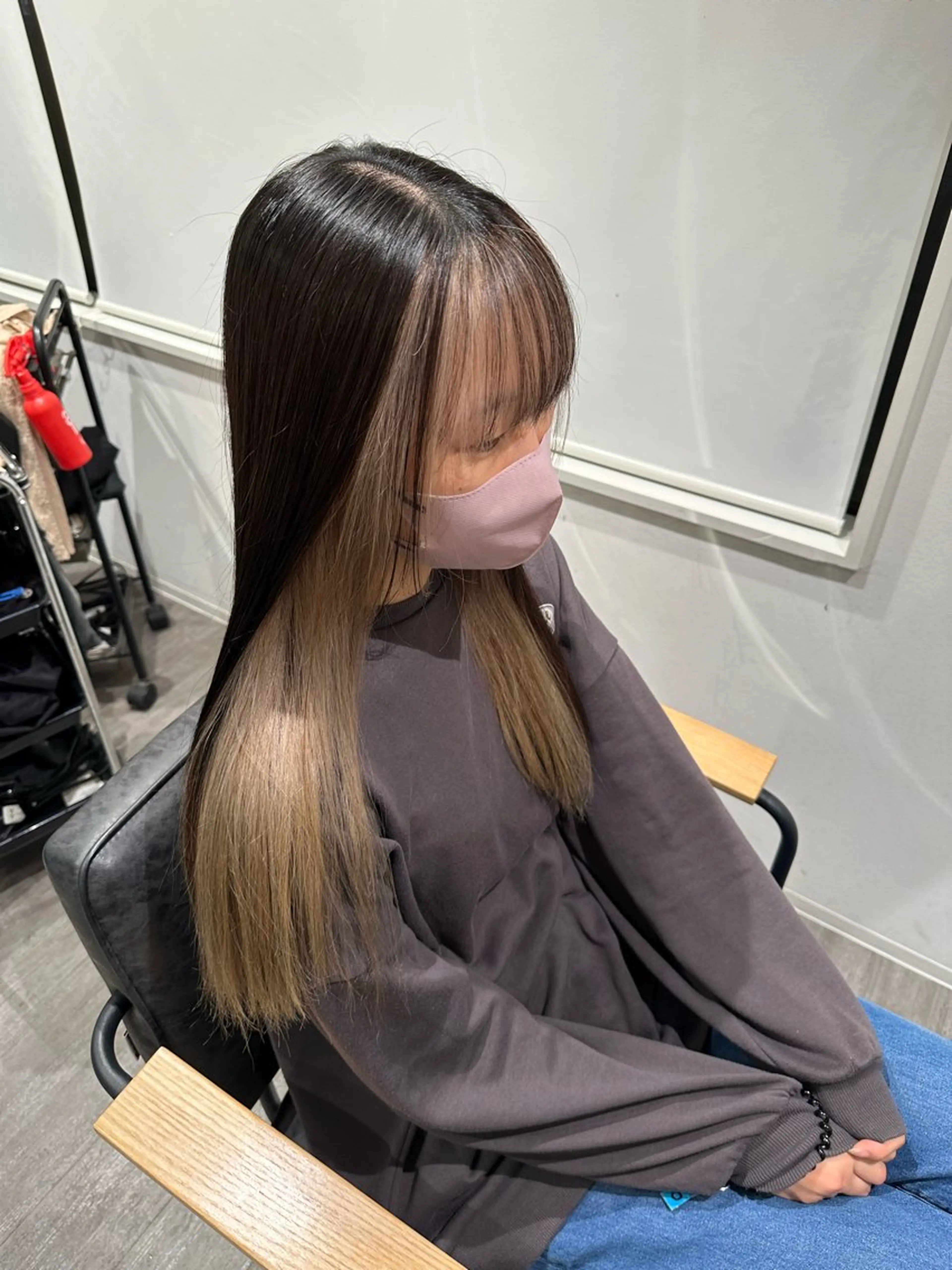 ロング カラー ベージュカラー ホワイトベージュ 艶髪レイヤー上田 紗也🇰🇷💗のヘアスタイル