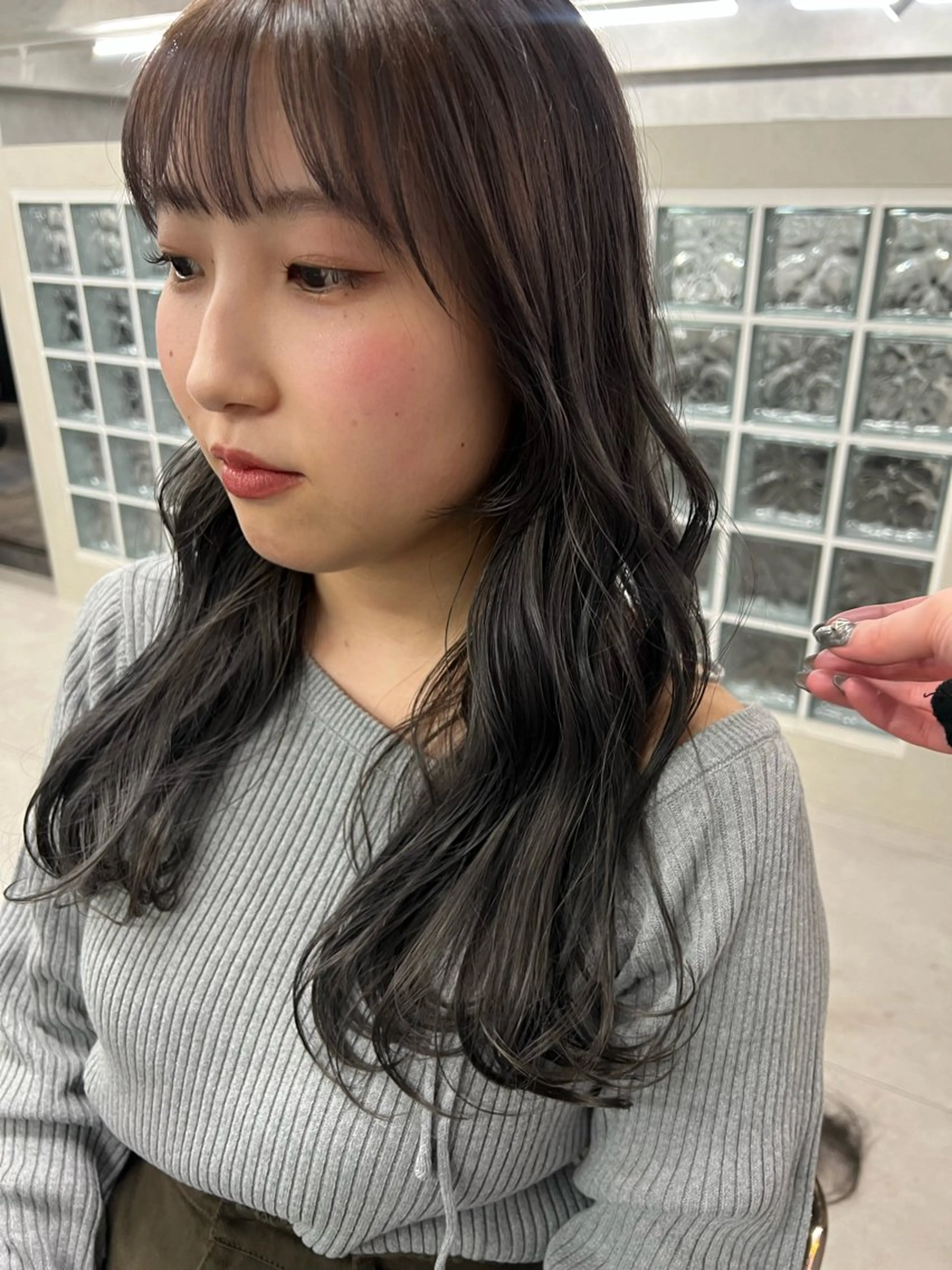 セミロング カット ヘアカラー トリートメント RINA 【Loem】のヘアスタイル