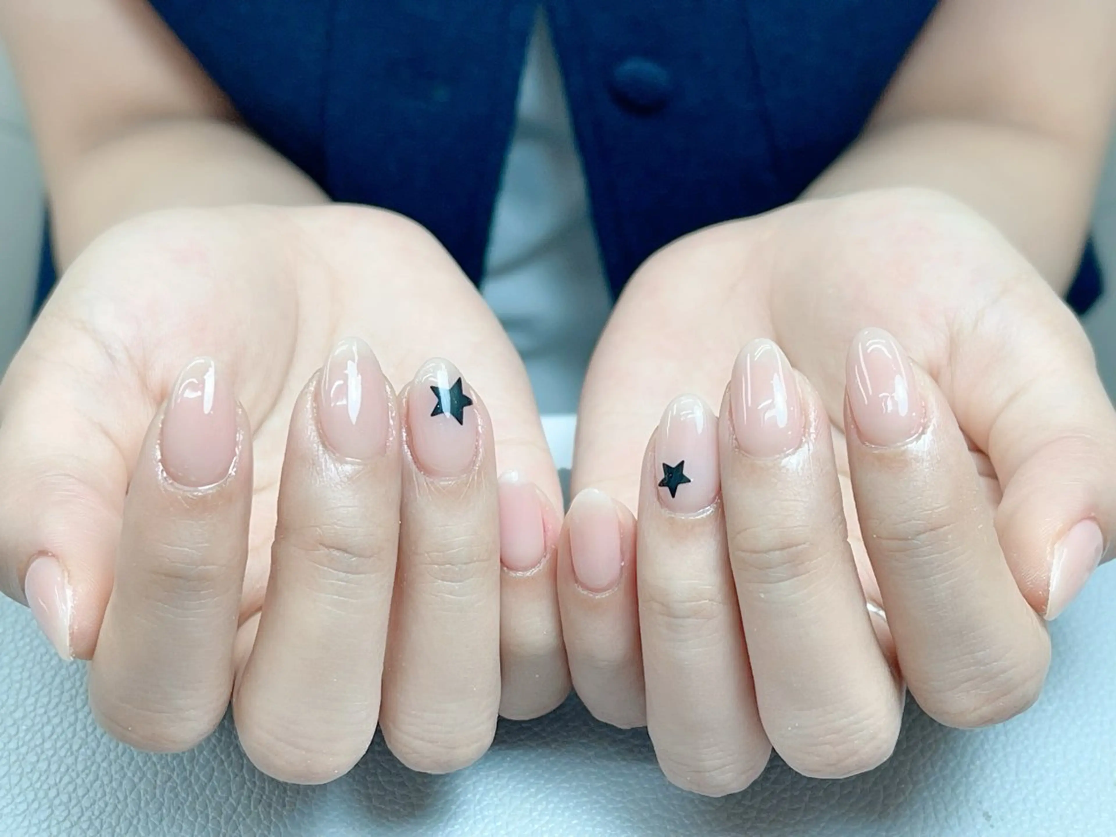 メンズ ネイル アートネイル フレンチネイル ジェルネイル キラキラネイル パラジェル ハンドネイル Bloom スカルプ専門店のネイルデザイン