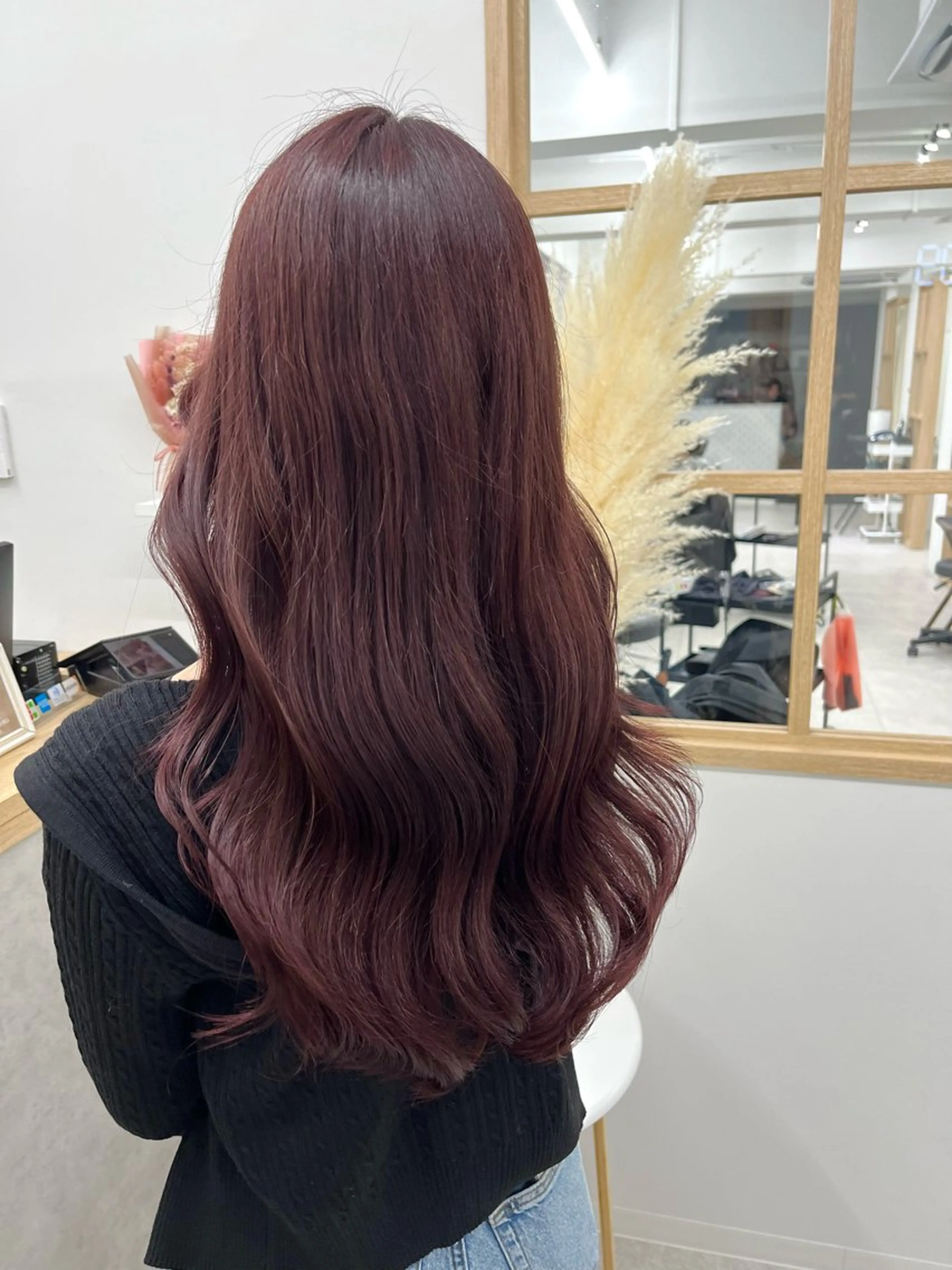 ロング カラー 柔らかオリーブ🌿 HIMARI🌻のヘアスタイル