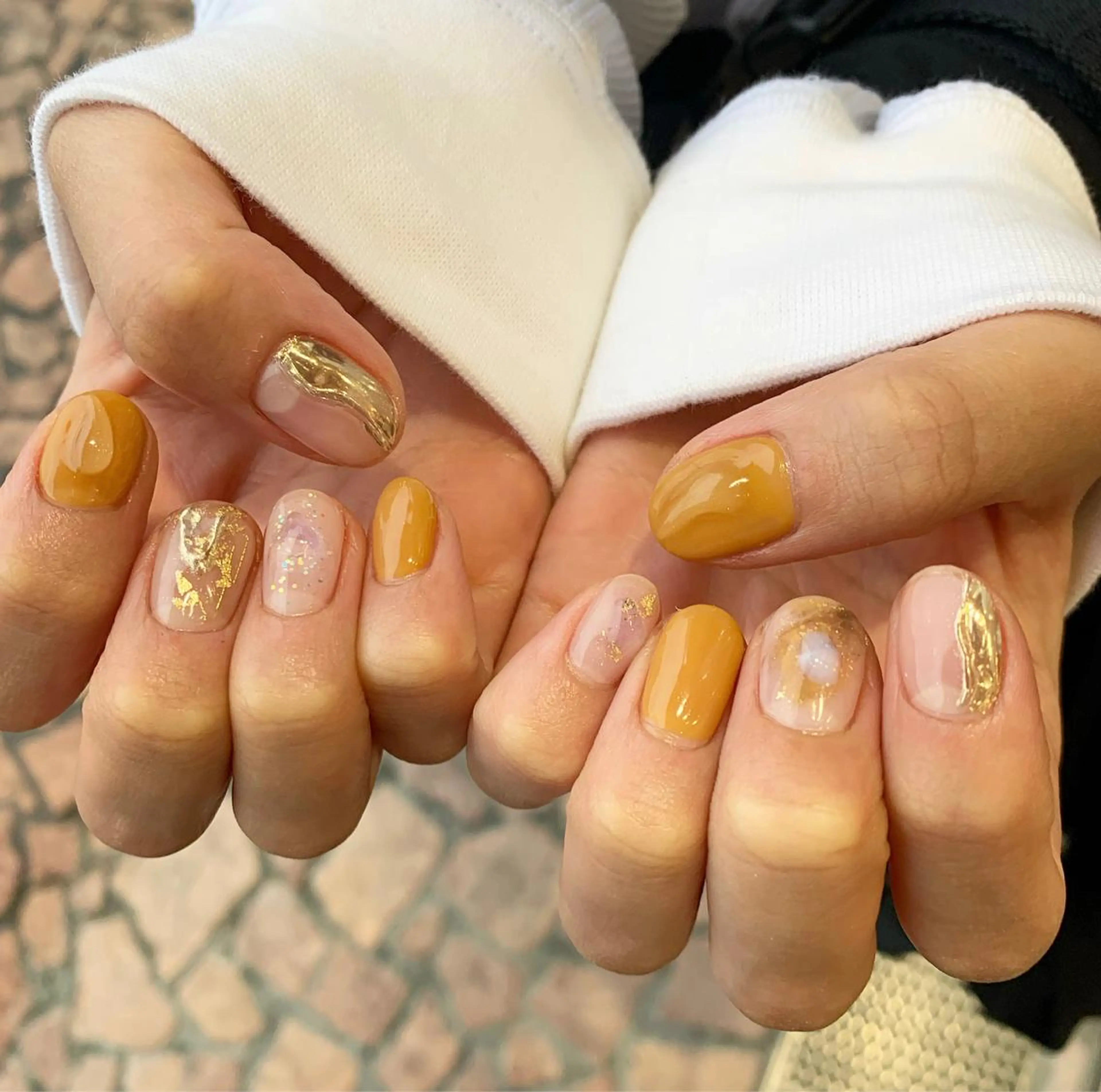 ネイル クリアネイル ゴールド オレンジ ハンドネイル 佐藤 穂乃香のネイルデザイン