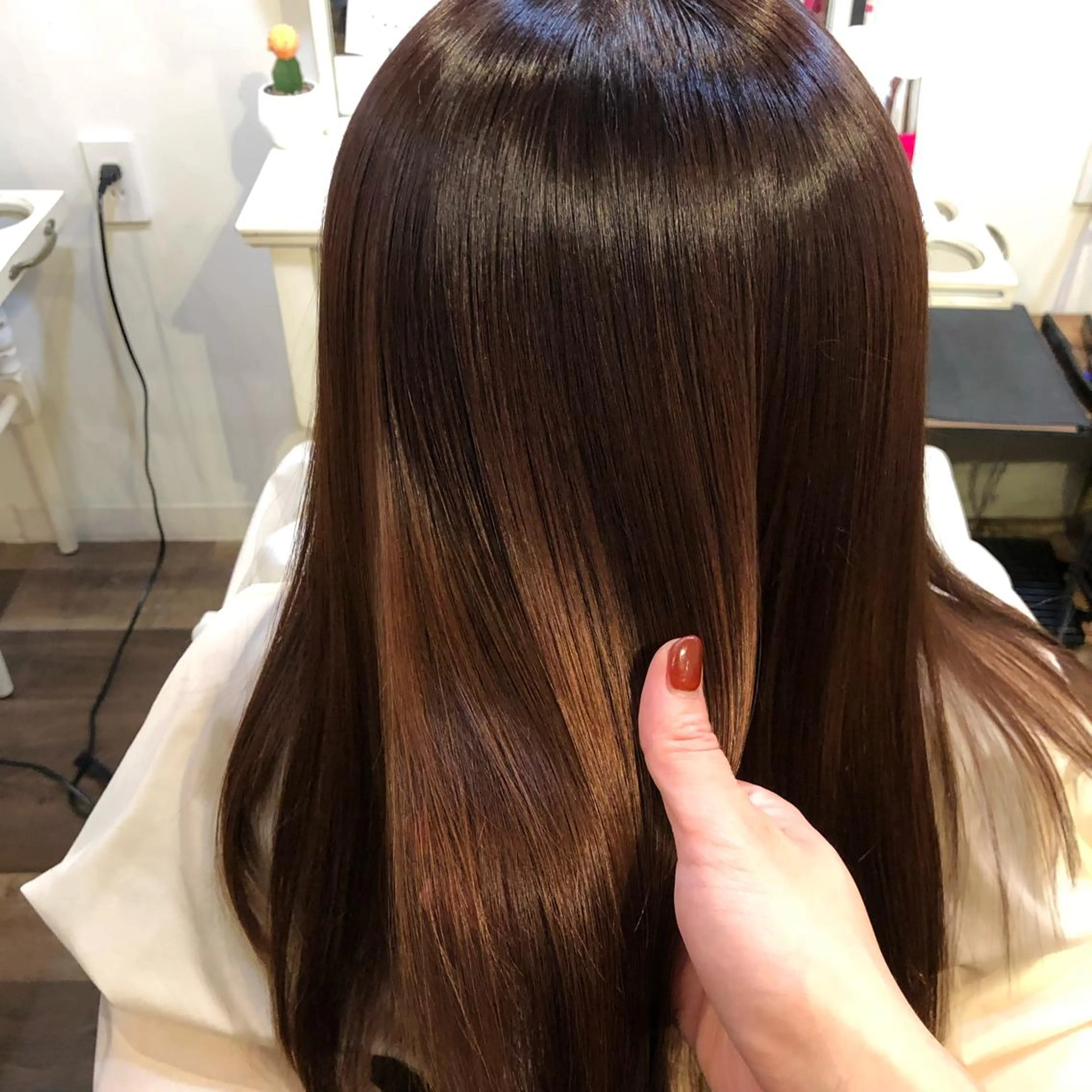 ロング ＨＩ ROのヘアスタイル