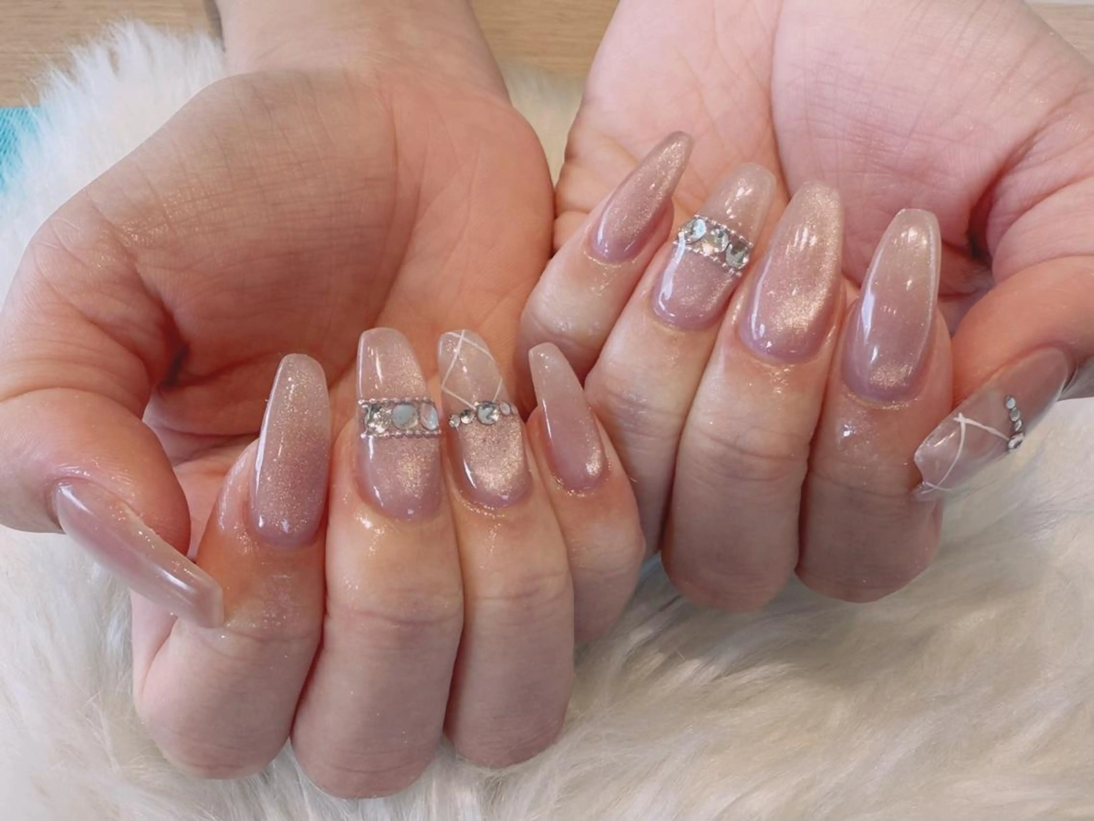 ネイル ハンドネイル Miku. Nのネイルデザイン