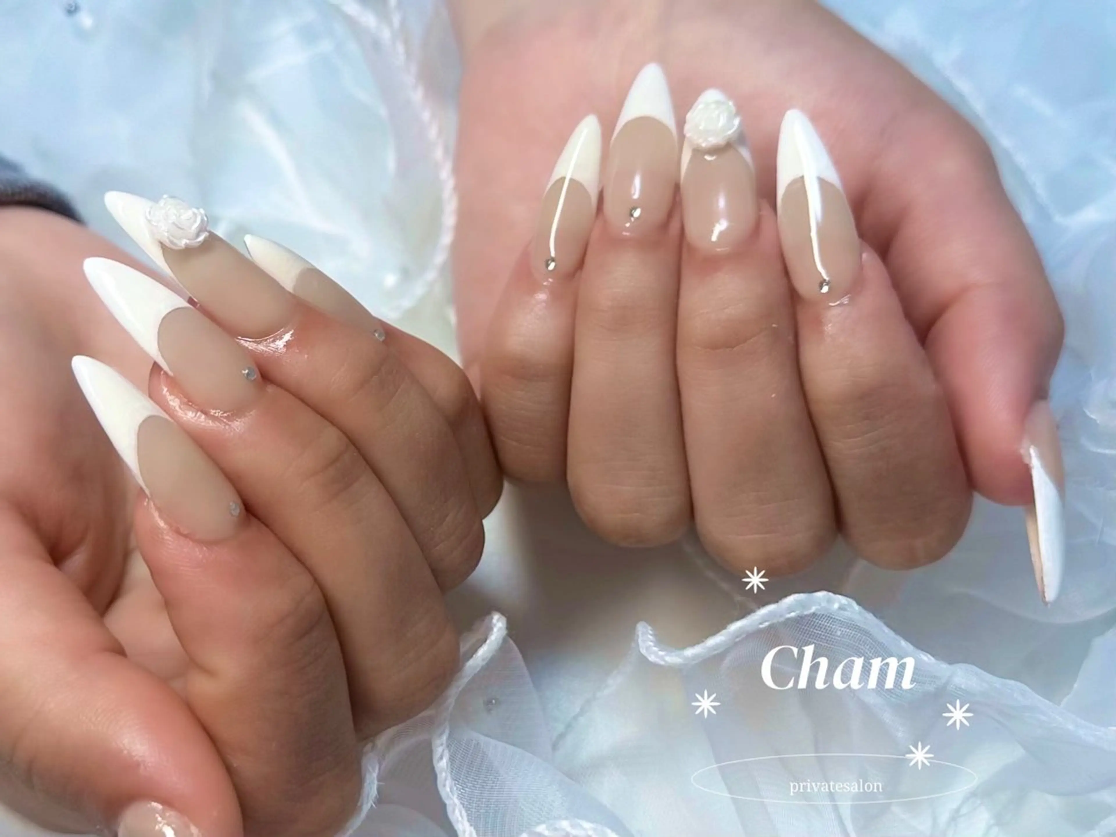 ネイル 長さ出し フレンチネイル ホワイト ハンドネイル Cham所属・Cham Haruneのネイルデザイン