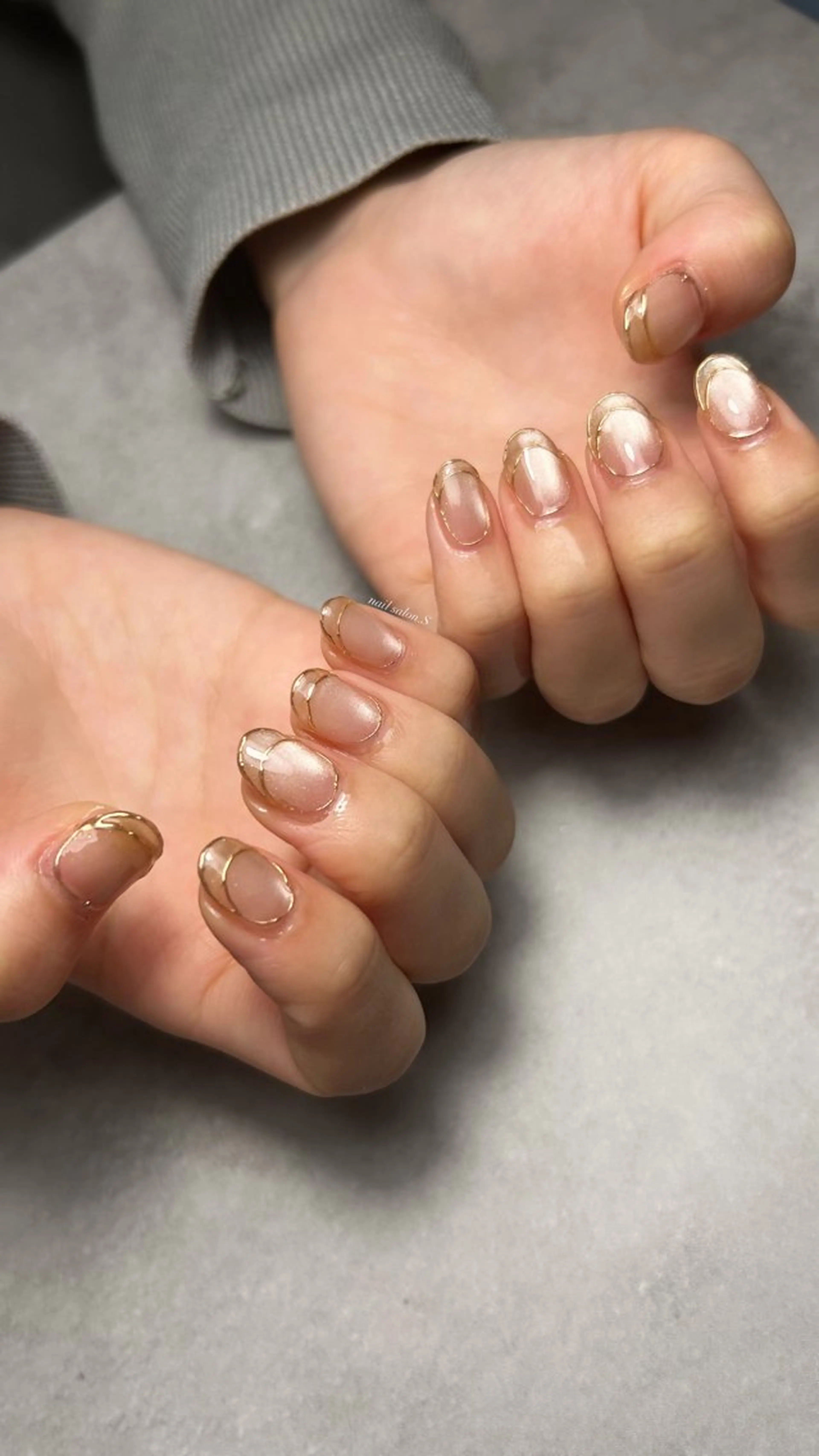 ネイル フレンチネイル ジェルネイル ゴールド マグネットネイル ミラーネイル ハンドネイル 関山 志乃のネイルデザイン