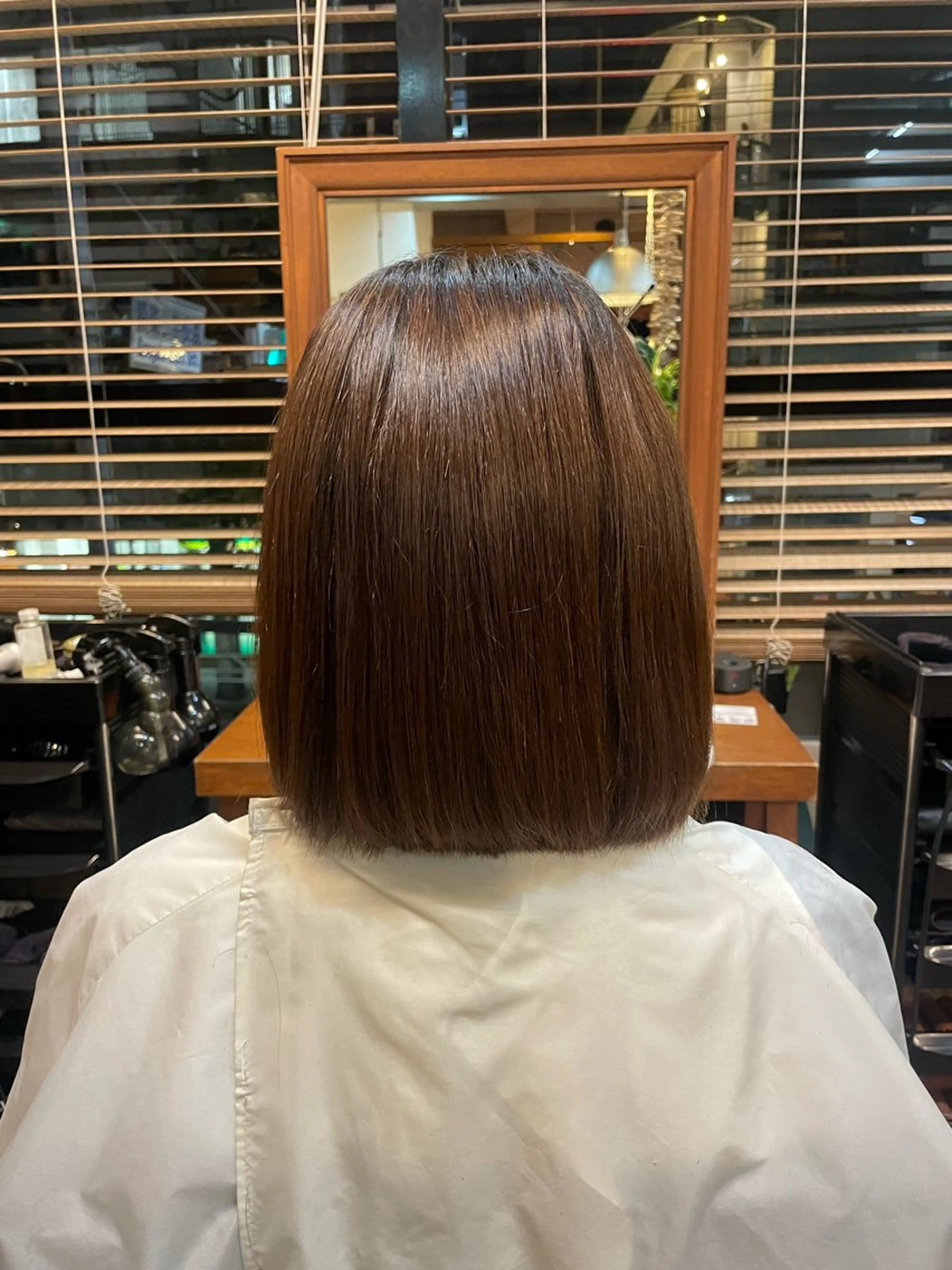 ミディアム 佐藤 百葉のヘアスタイル