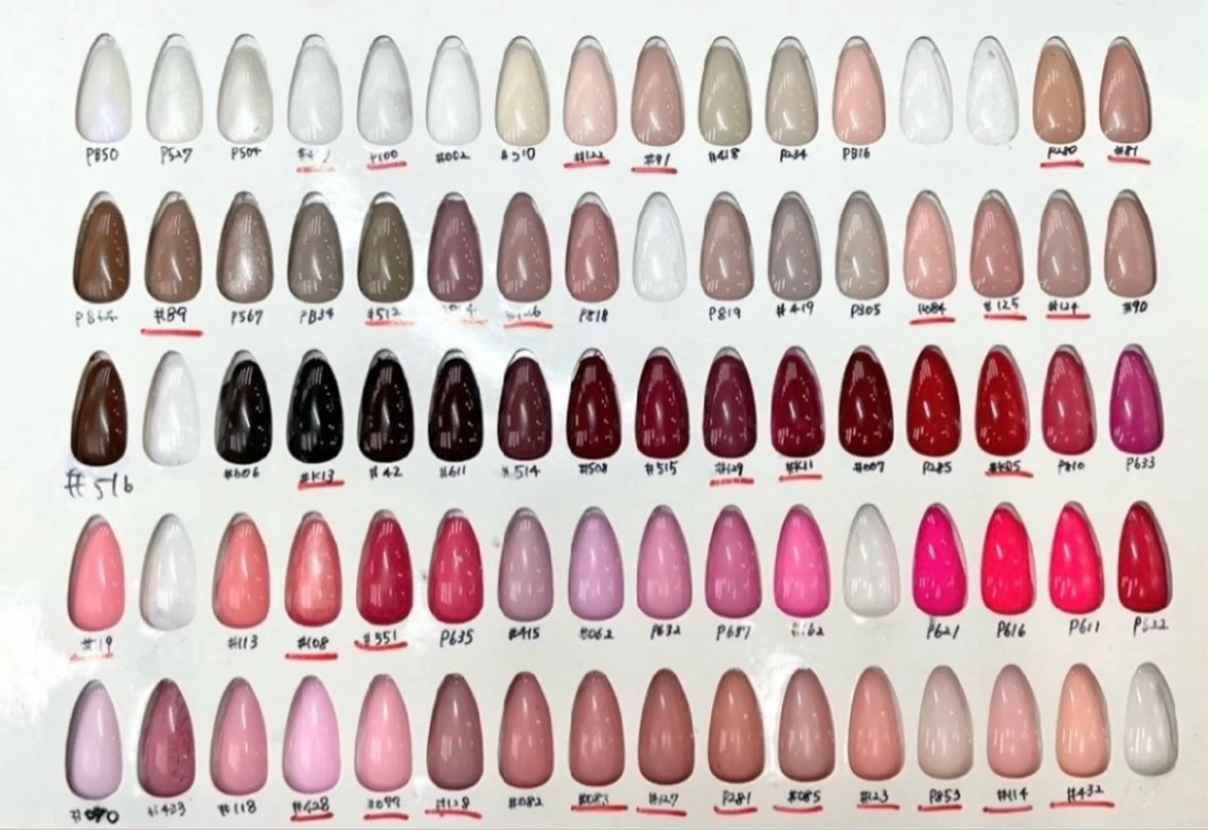 ネイル グラデーション 赤色 MAXKELLY YUIのネイルデザイン