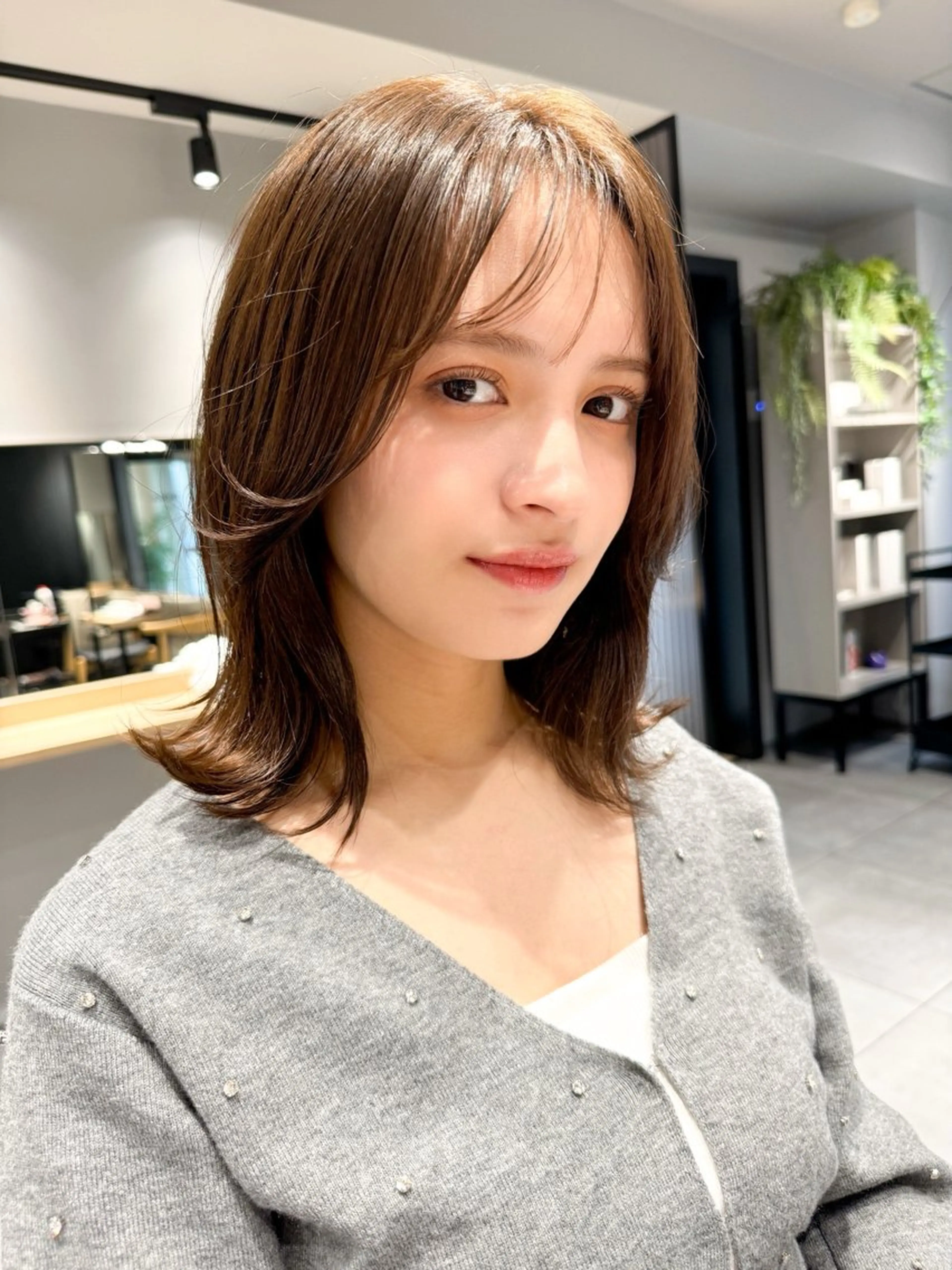 ショート カラー ボブ 顔周りカット レイヤーカット 外ハネヘア カット ヘアカラー トリートメント 艶カラー/似合わせ 💖Emmy💖のヘアスタイル