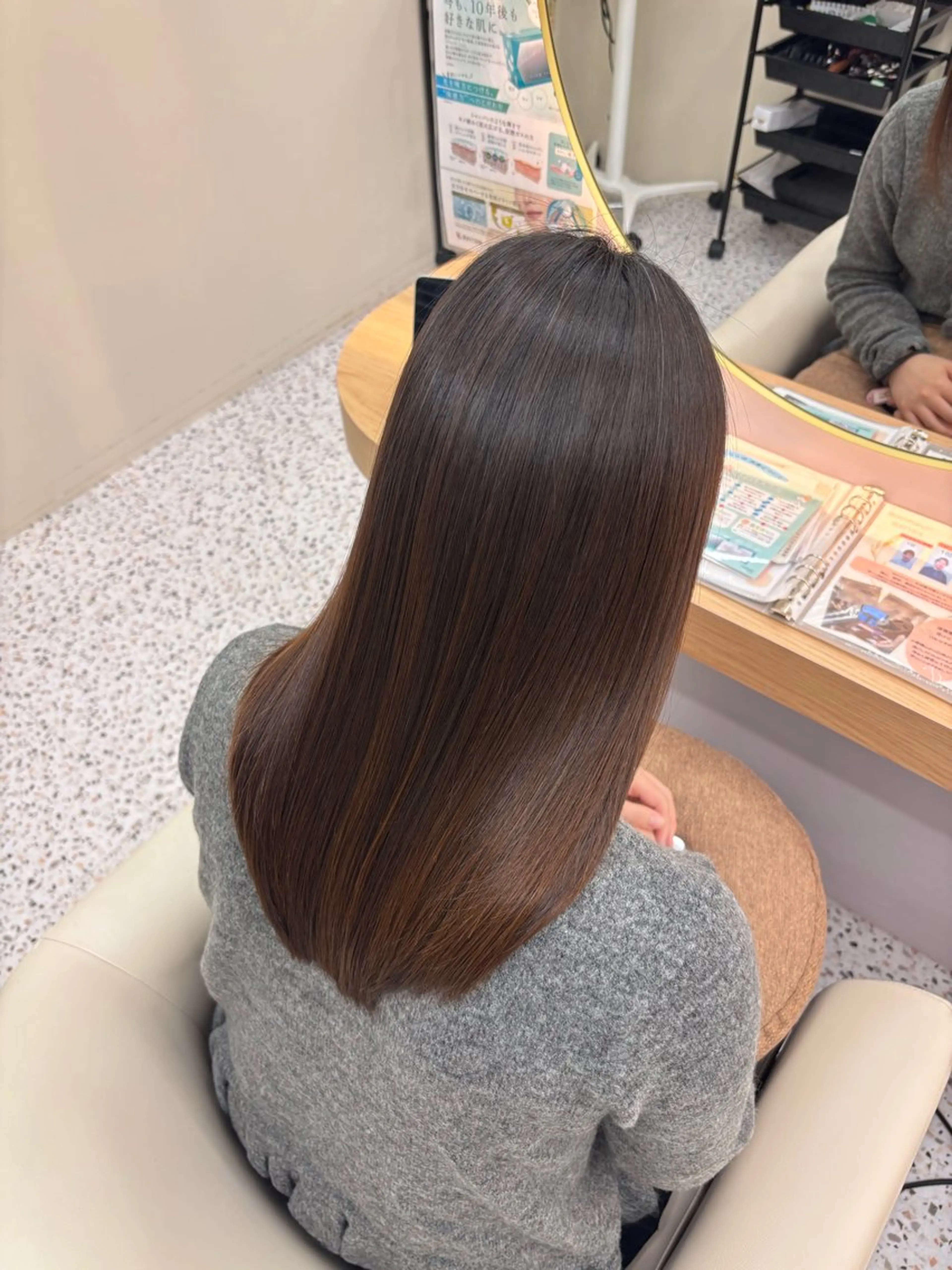 セミロング 縮毛矯正 トリートメント 篠崎 加奈のヘアスタイル