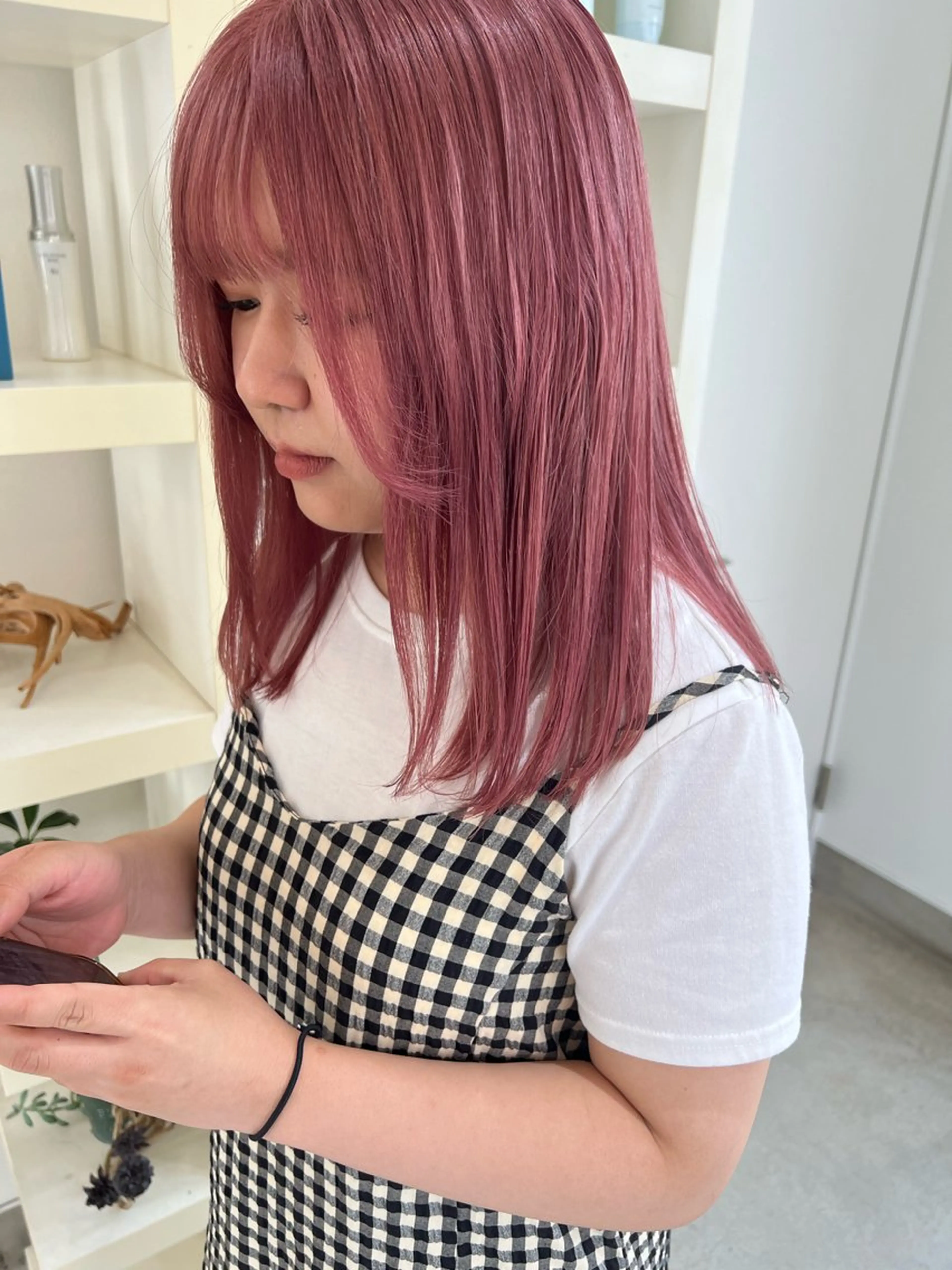 セミロング カラー 堀越 美羽のヘアスタイル