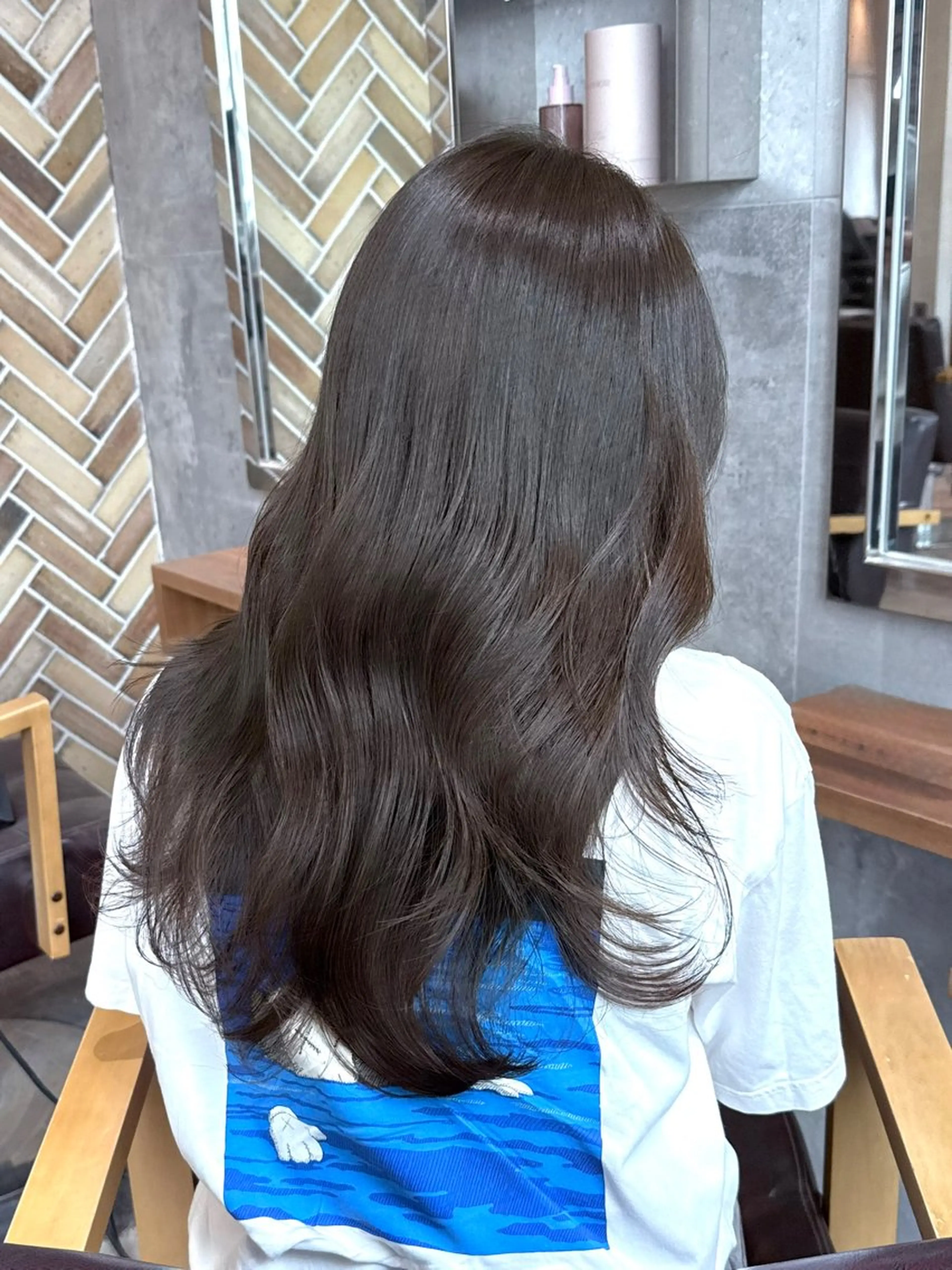 ロング カラー オリーブグレー カット ヘアカラー トリートメント レイヤーカット× 髪質改善カラー　片山のヘアスタイル