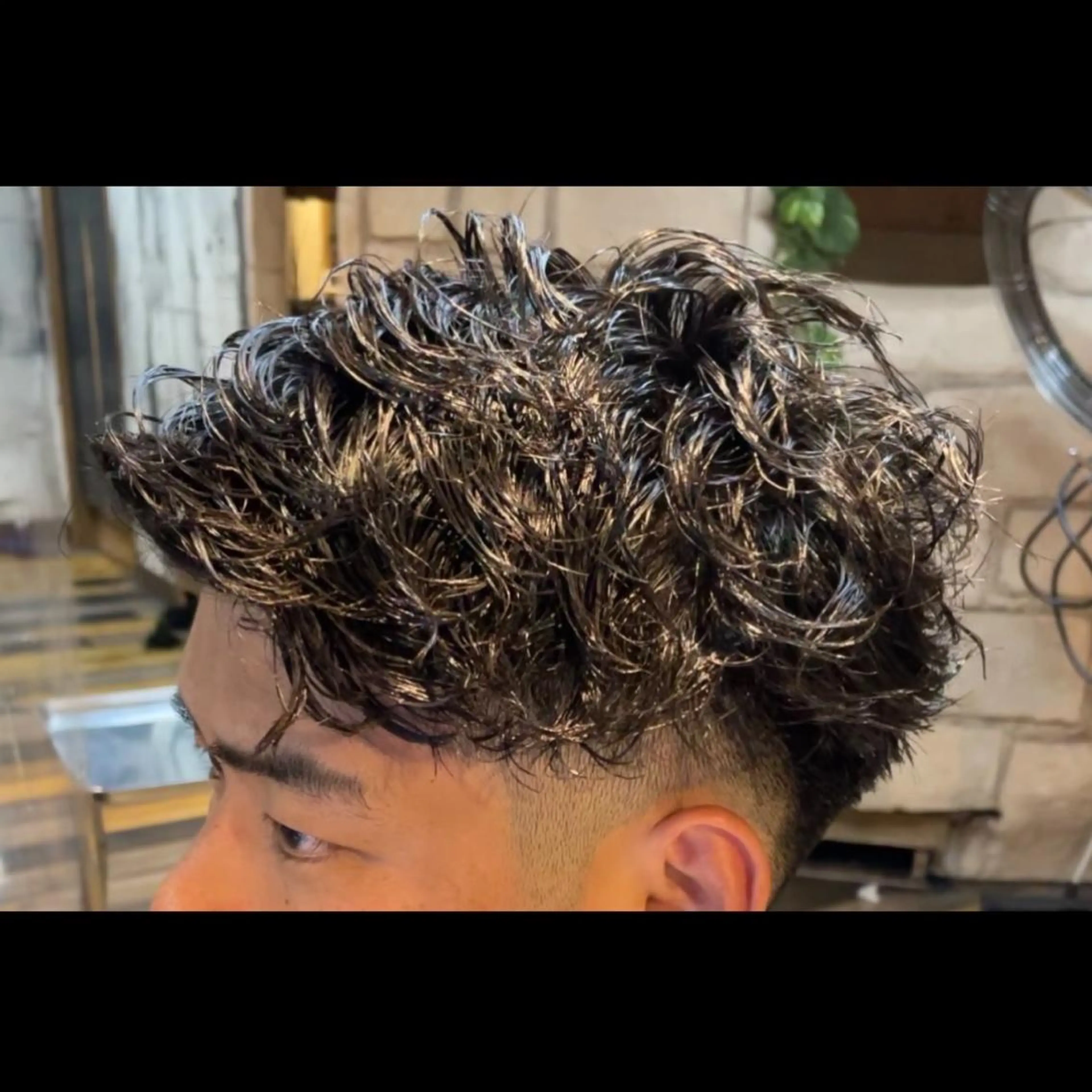 ショート パーマ メンズ フェードカット カット パーマ 💈大人の渋髪💈 店長　大橋侑弥のヘアスタイル