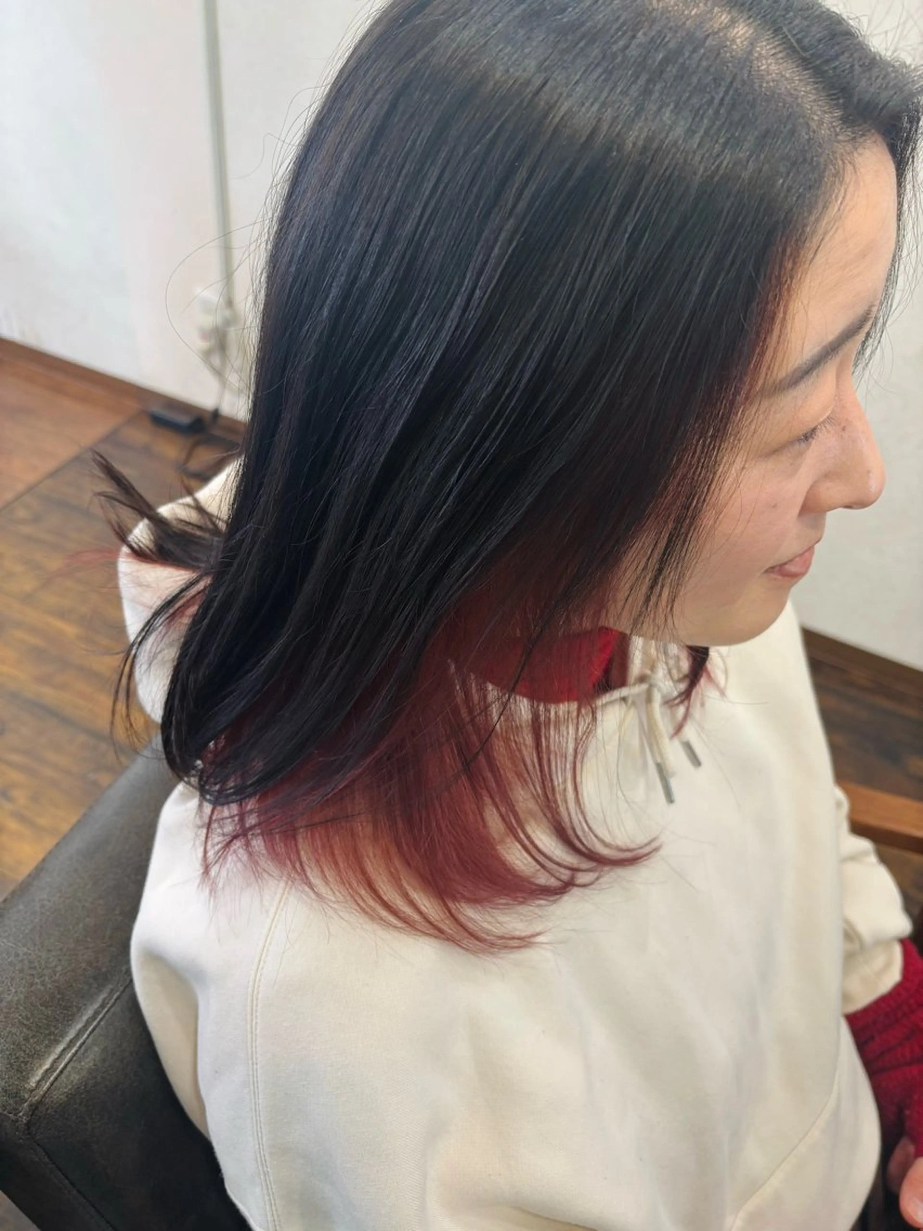 ミディアム 及川 千晴のヘアスタイル