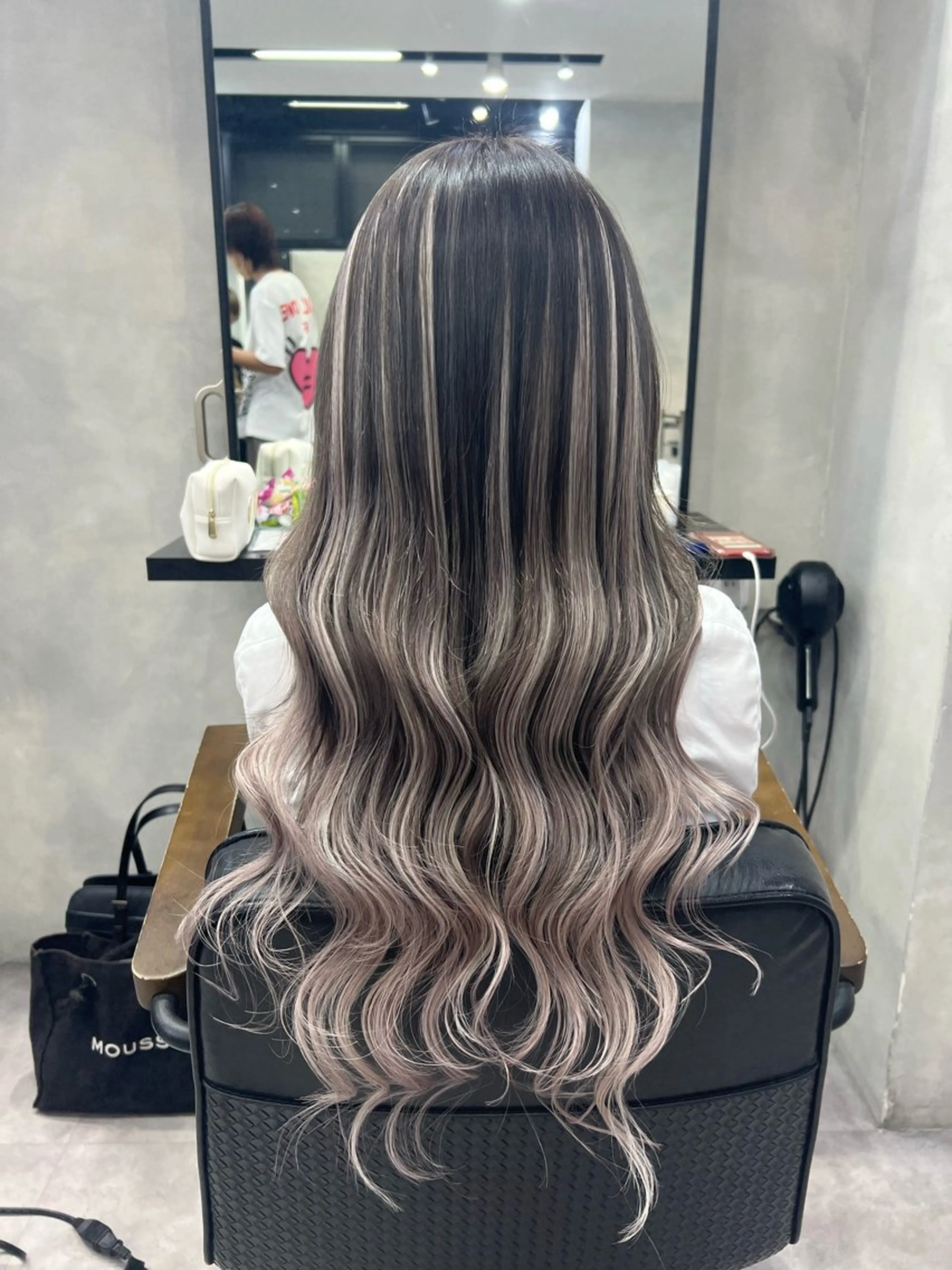 ロング カラー ヘアアレンジ シールエクステ アッシュ バレイヤージュ ベージュカラー 黒髪 カット ヘアカラー エクステ ar+ ❤︎ maiのヘアスタイル