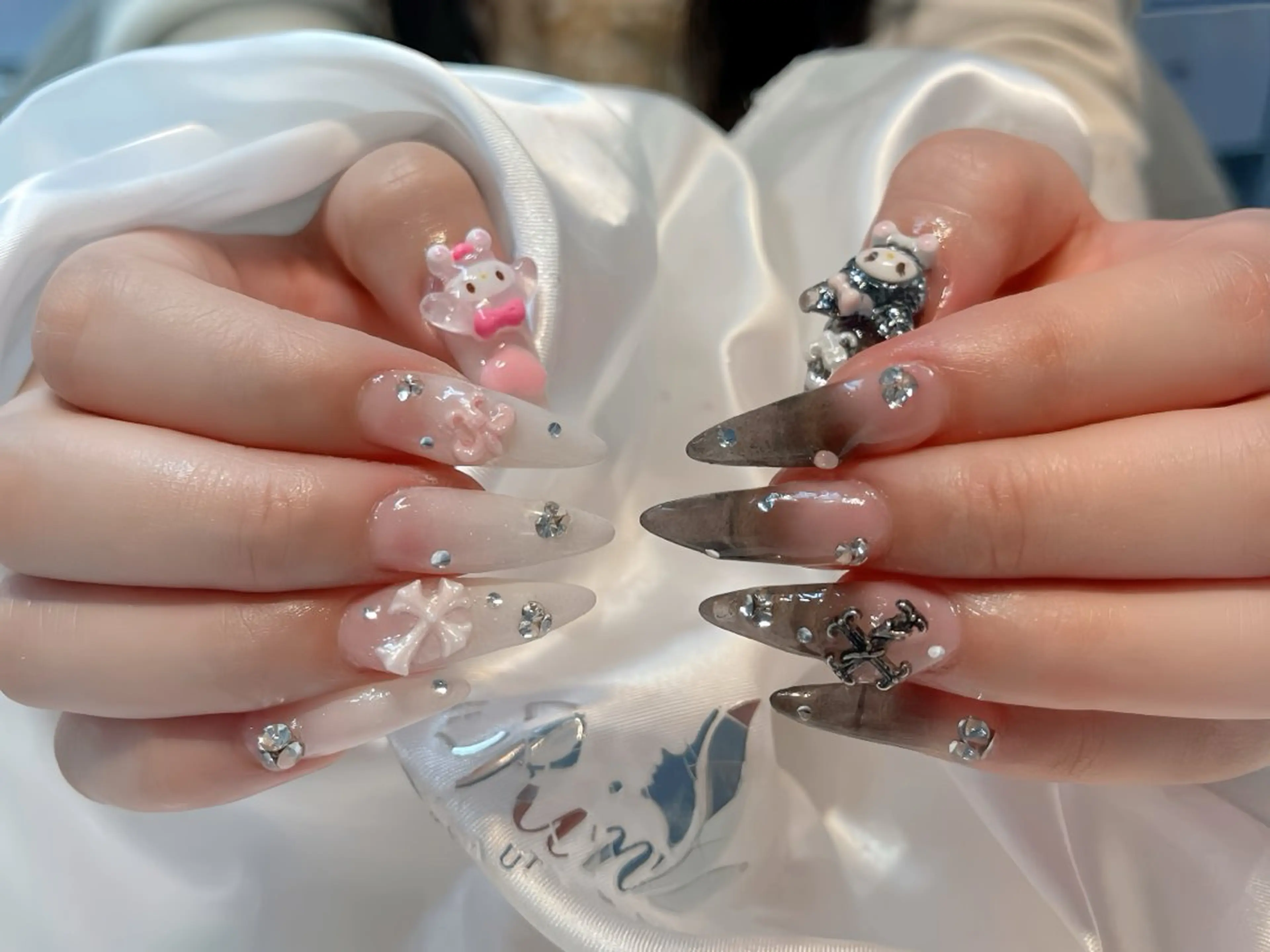 ネイル アートネイル 成人式 ロングネイル ニュアンスネイル スカルプネイル ハンドネイル Rin Nail 新大久保店のネイルデザイン