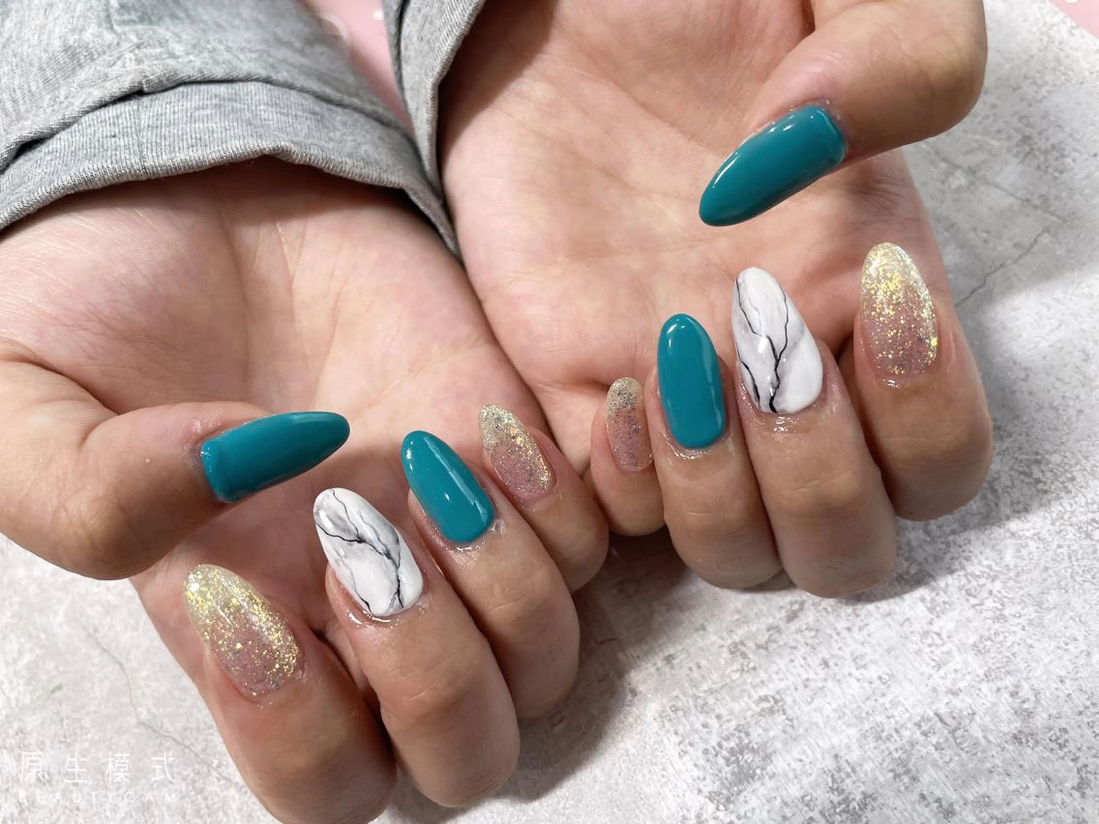 ミディアム ネイル 《LB》ラブリエ Nail&eyeのマツエク・マツパデザイン