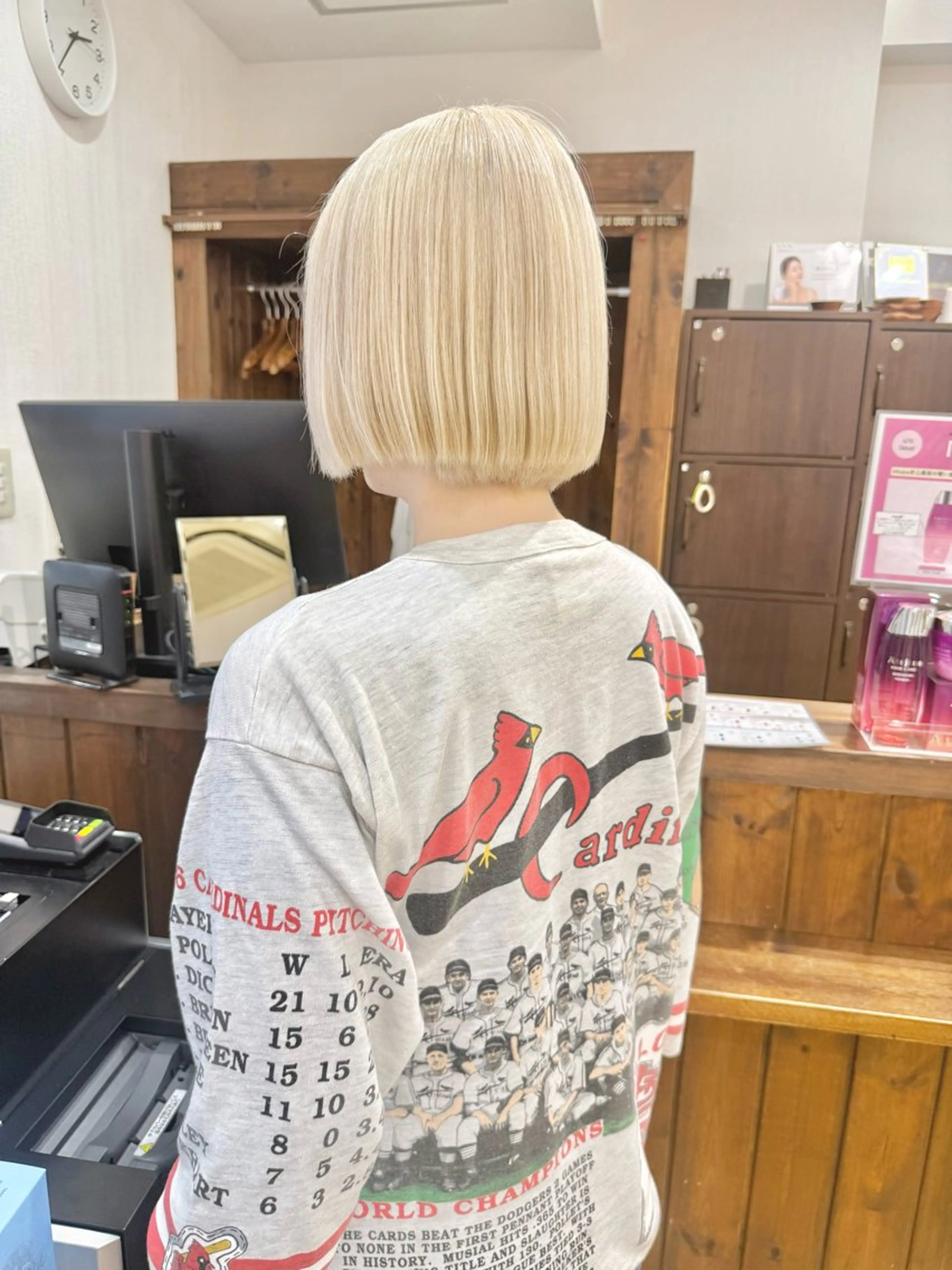 ショート カラー ヘアアレンジ ベージュカラー ホワイトベージュ ボブ ヘアカラー 💖ダブルカラー/ ヘアセット/晴香💖のヘアスタイル