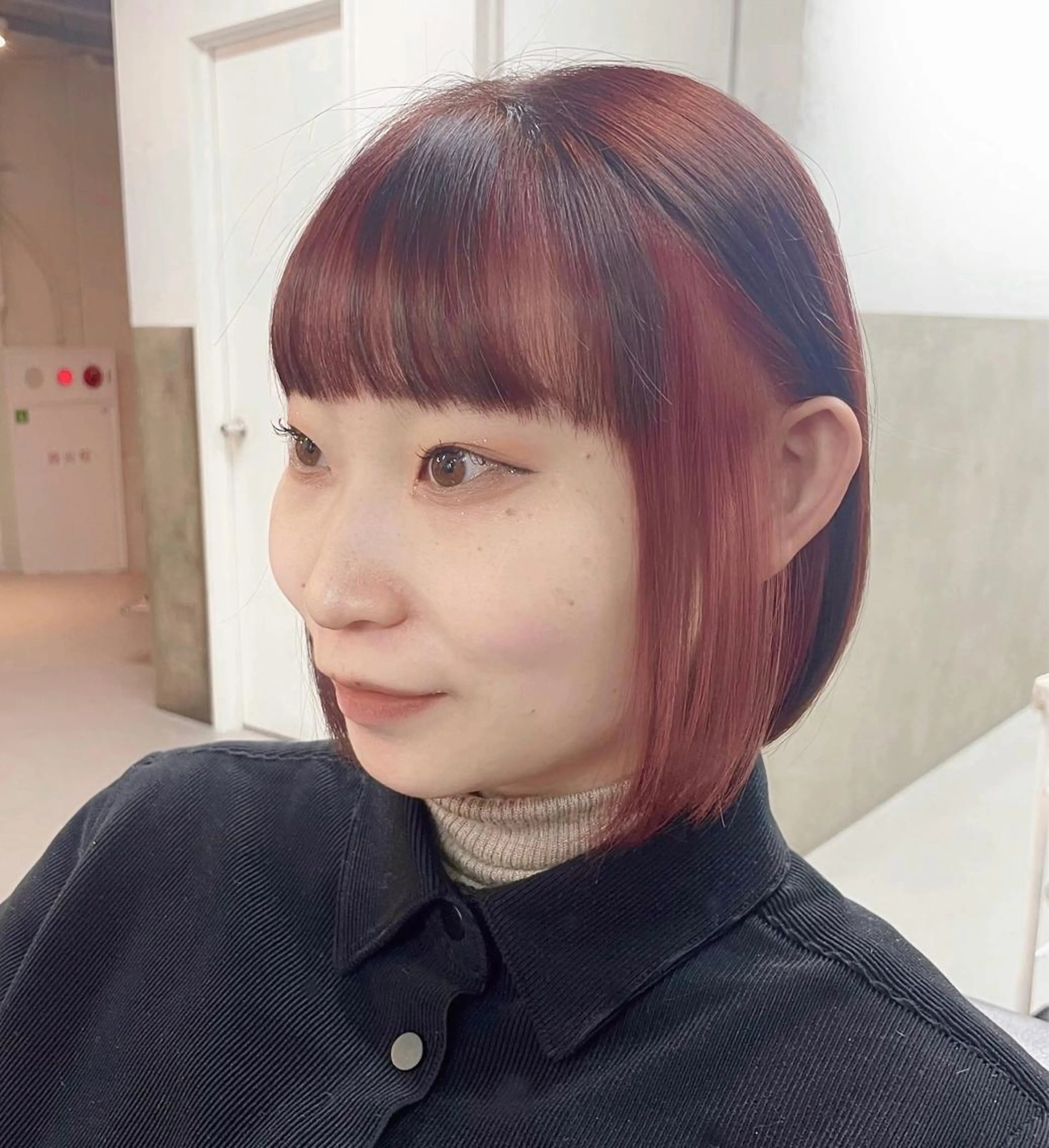 ミディアム CHIHIRO メリケンビューティーのヘアスタイル