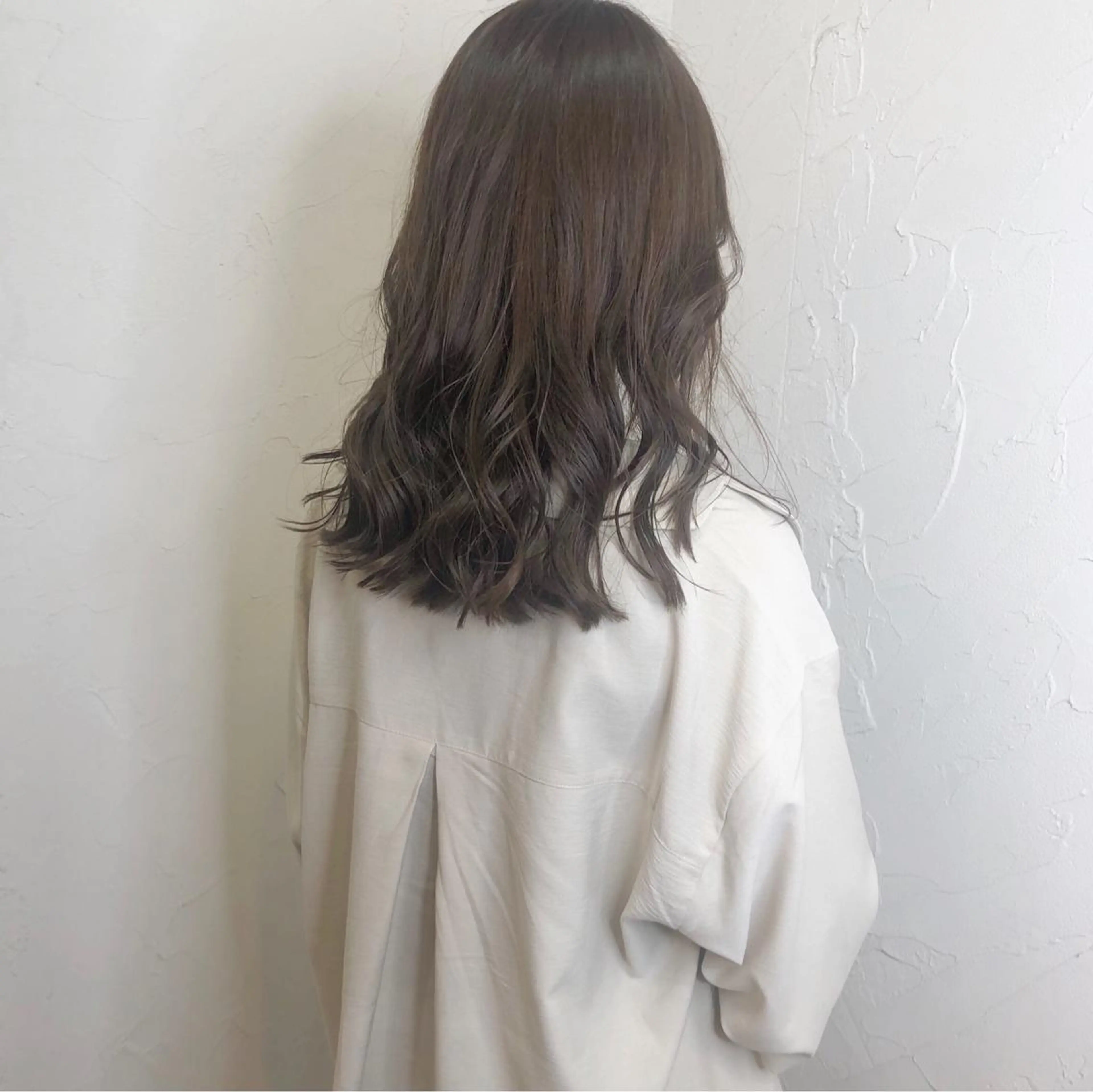 セミロング カラー 久力琴音''透明感 カラー''アレンジのヘアスタイル