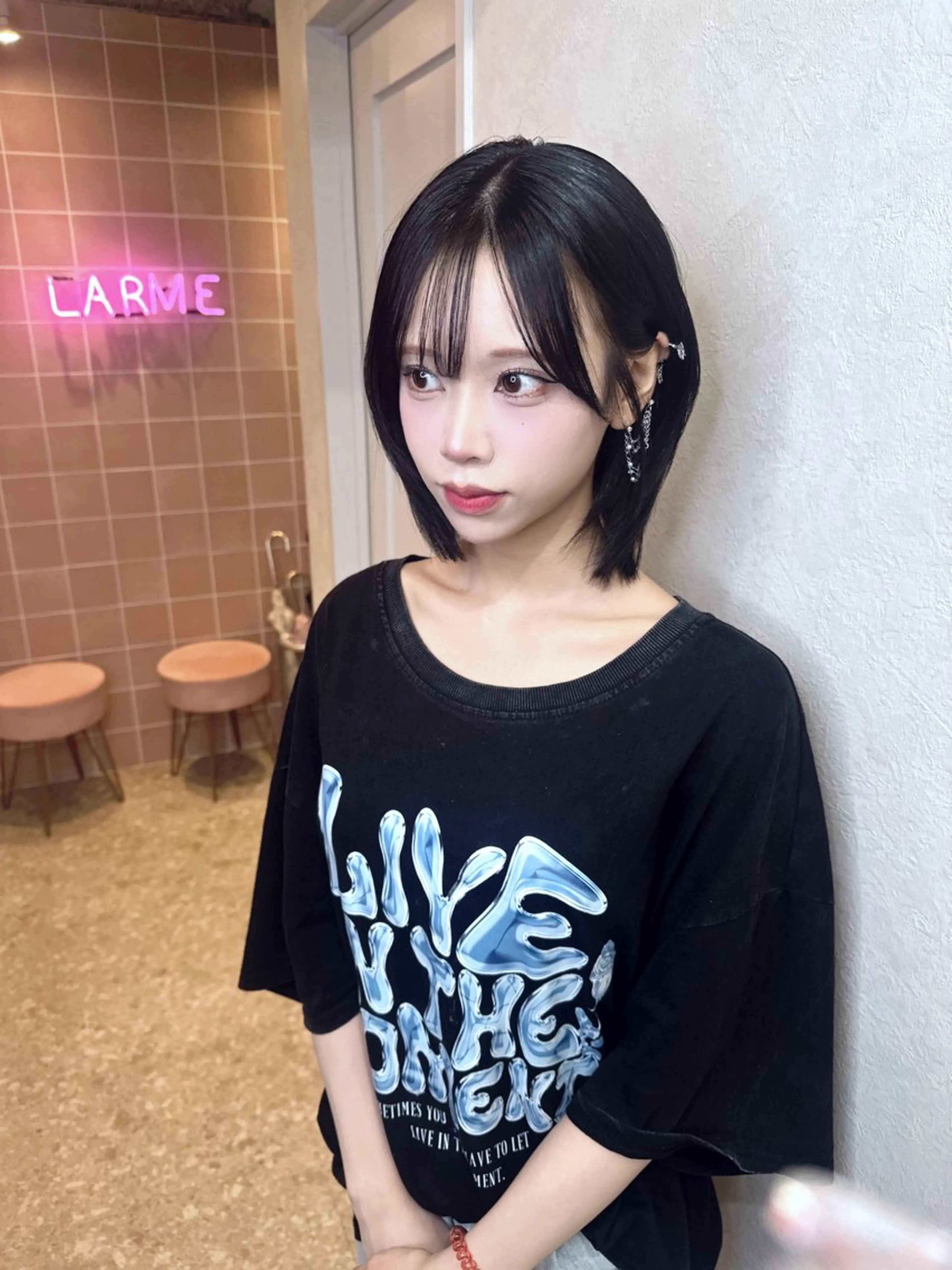 ミディアム カラー ボブレイヤー 黒髪 ブルーカラー ブルーブラック ボブ カット ヘアカラー トリートメント 韓国ハッシュカット/ 新宿/髪質改善/岡崎のヘアスタイル